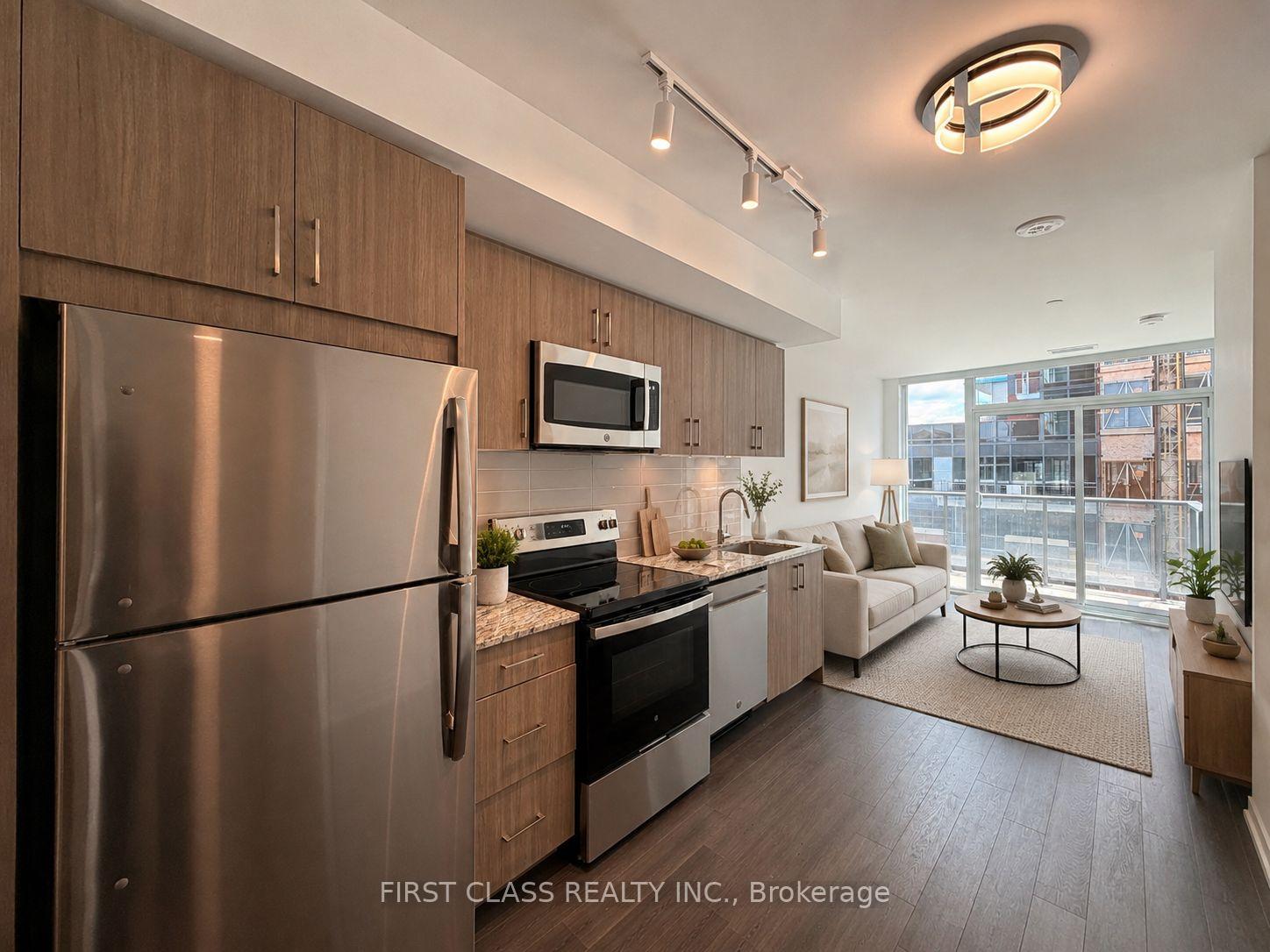 Front of Unit 825, 4010 Eglinton Avenue