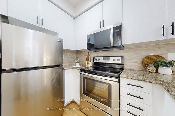 Photo 9 of Unit 53, 19 Eldora Avenue, North York, Newtonbrook West — HOMEH