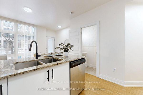 Photo 11 of Unit 53, 19 Eldora Avenue, North York, Newtonbrook West — HOMEH