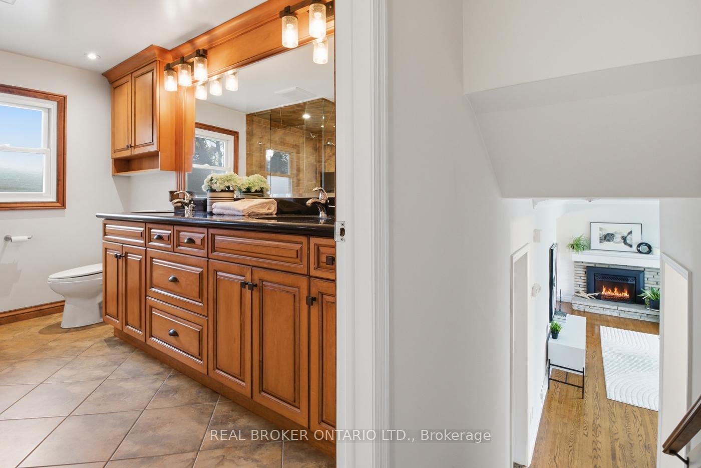 Photo 25 of 25 Victor Boulevard, St. Catharines, Glendale/Glenridge — HOMEH