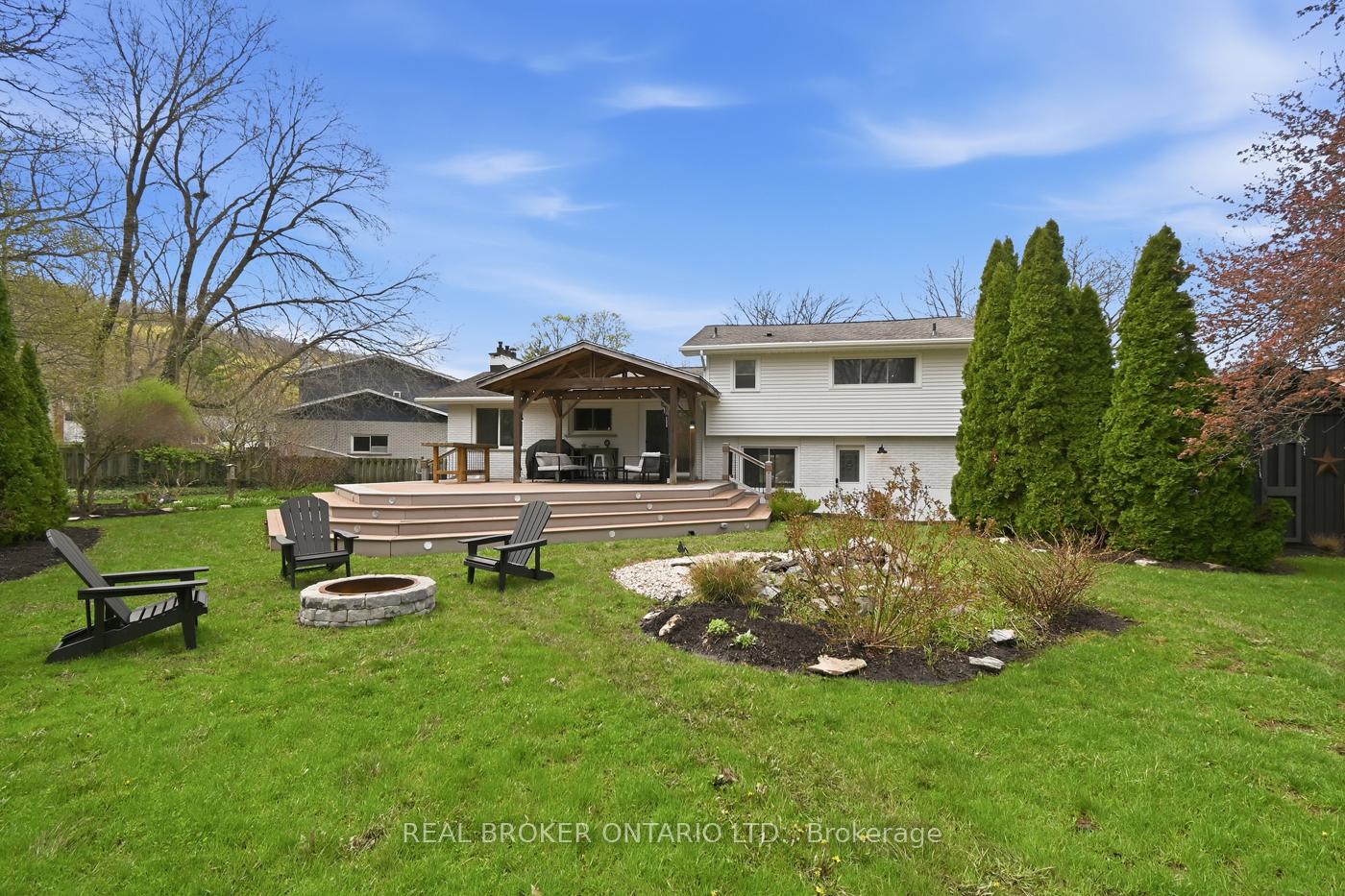 Photo 38 of 25 Victor Boulevard, St. Catharines, Glendale/Glenridge — HOMEH