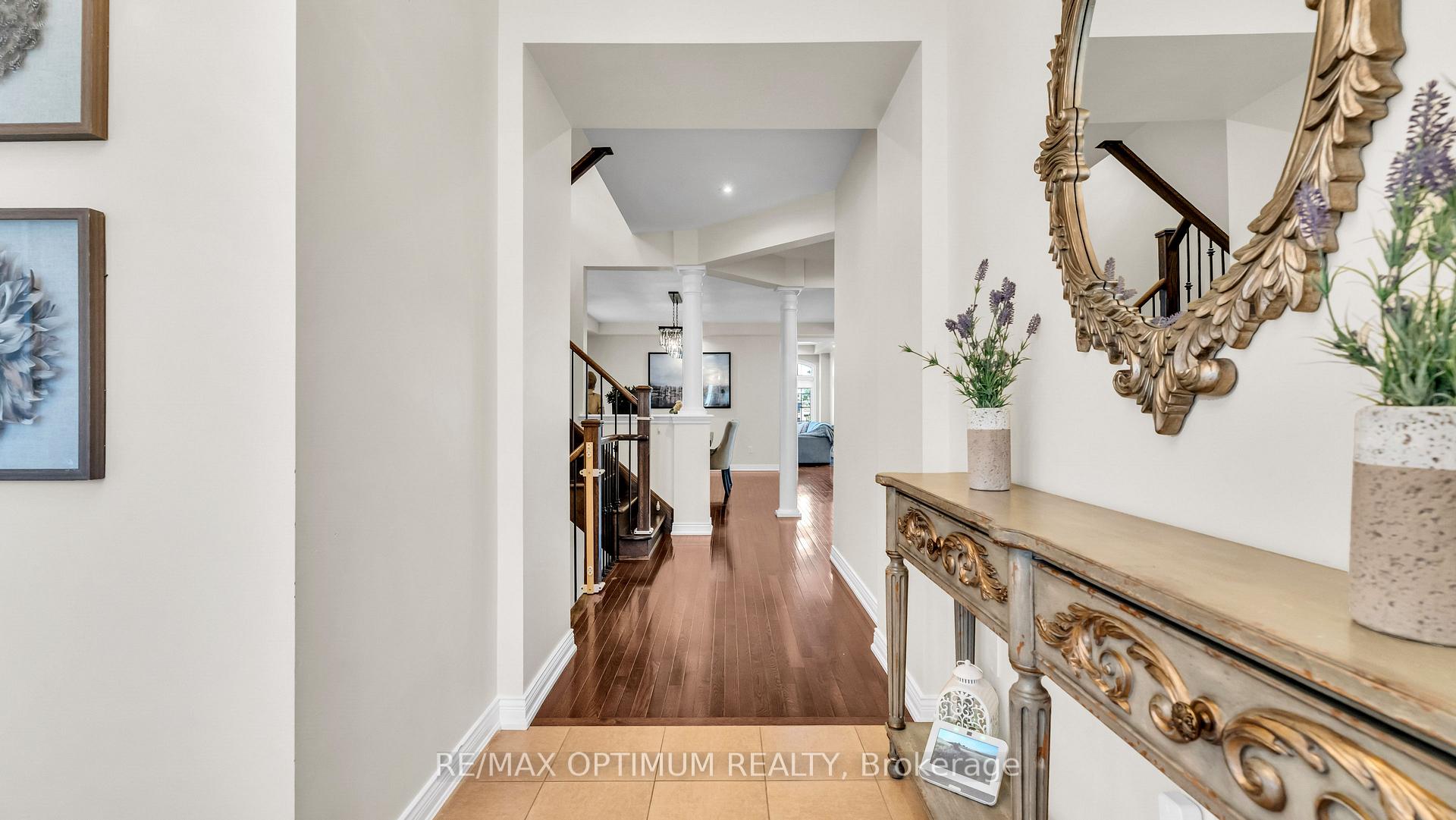 Photo 5 of 37 Island Grove, Brampton, Credit Valley — HOMEH