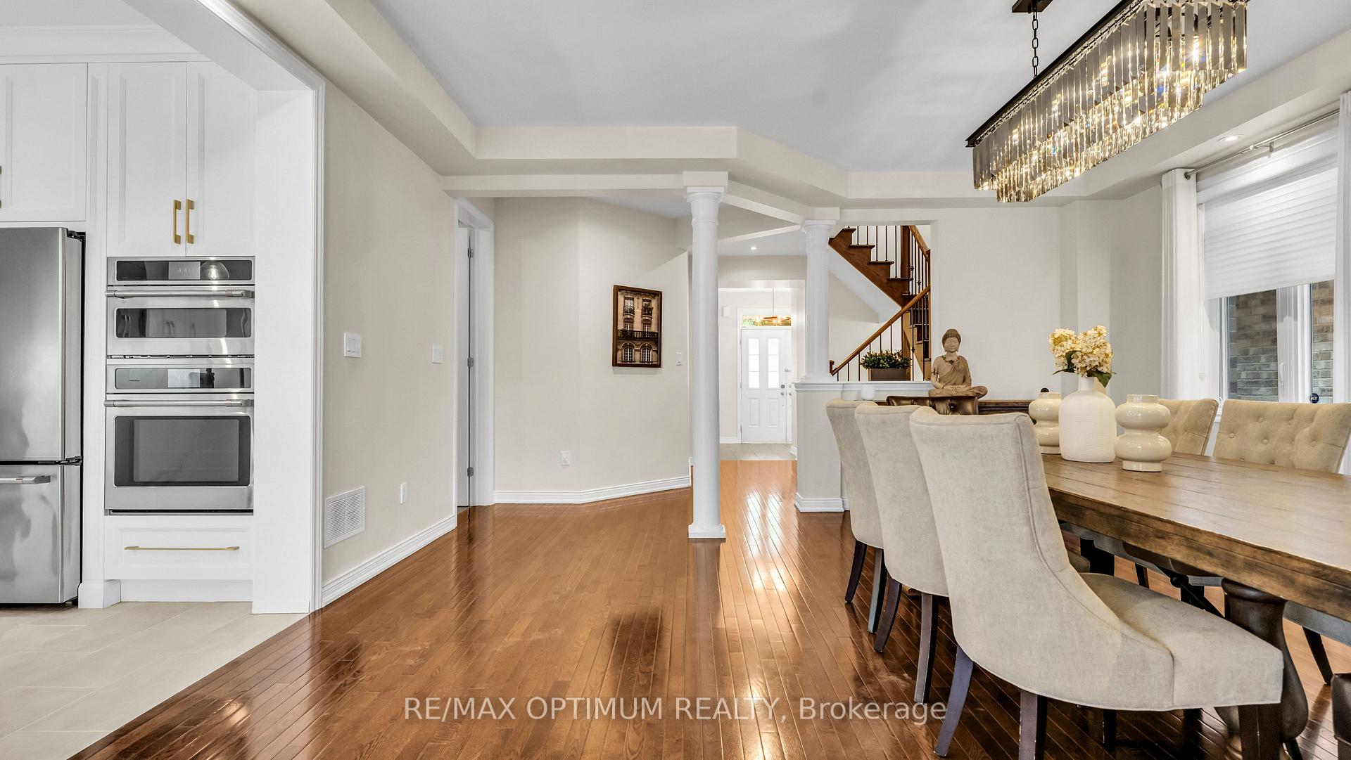Photo 7 of 37 Island Grove, Brampton, Credit Valley — HOMEH