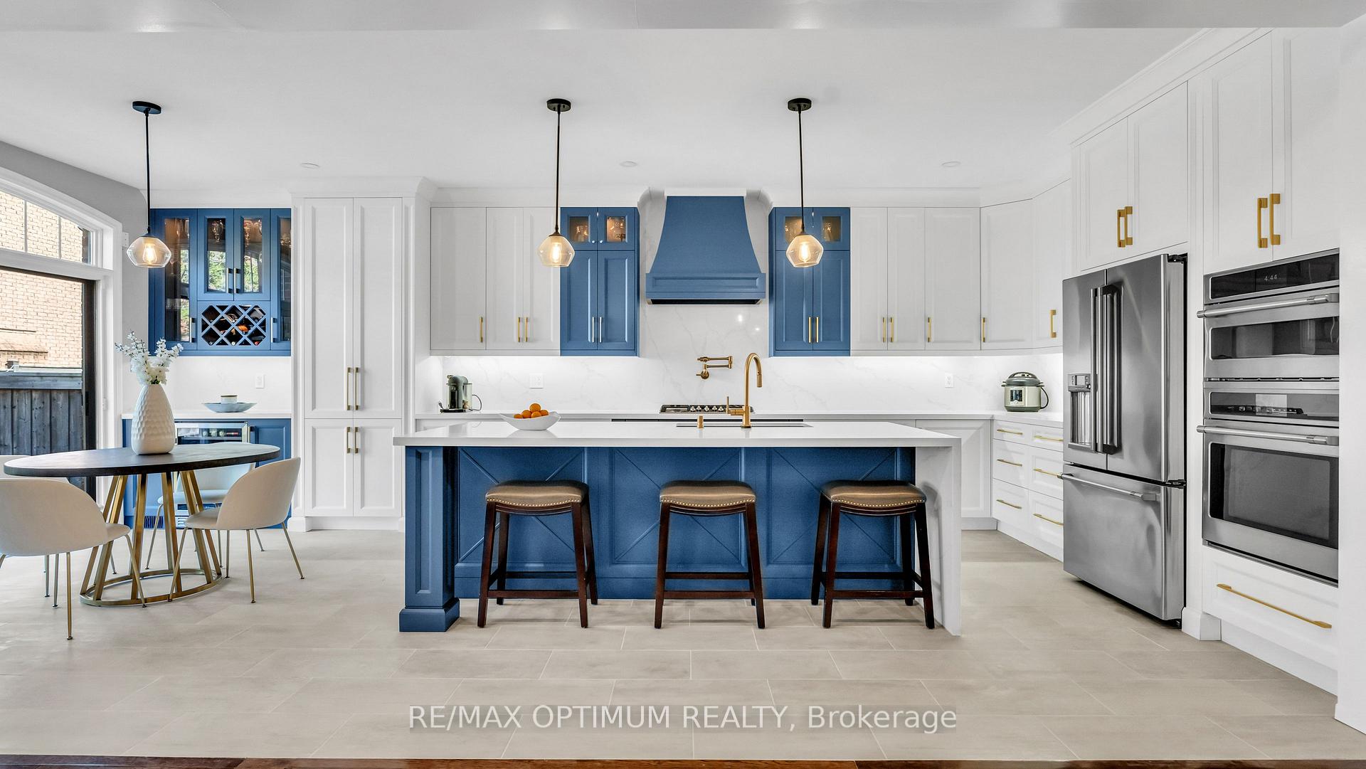 Photo 8 of 37 Island Grove, Brampton, Credit Valley — HOMEH
