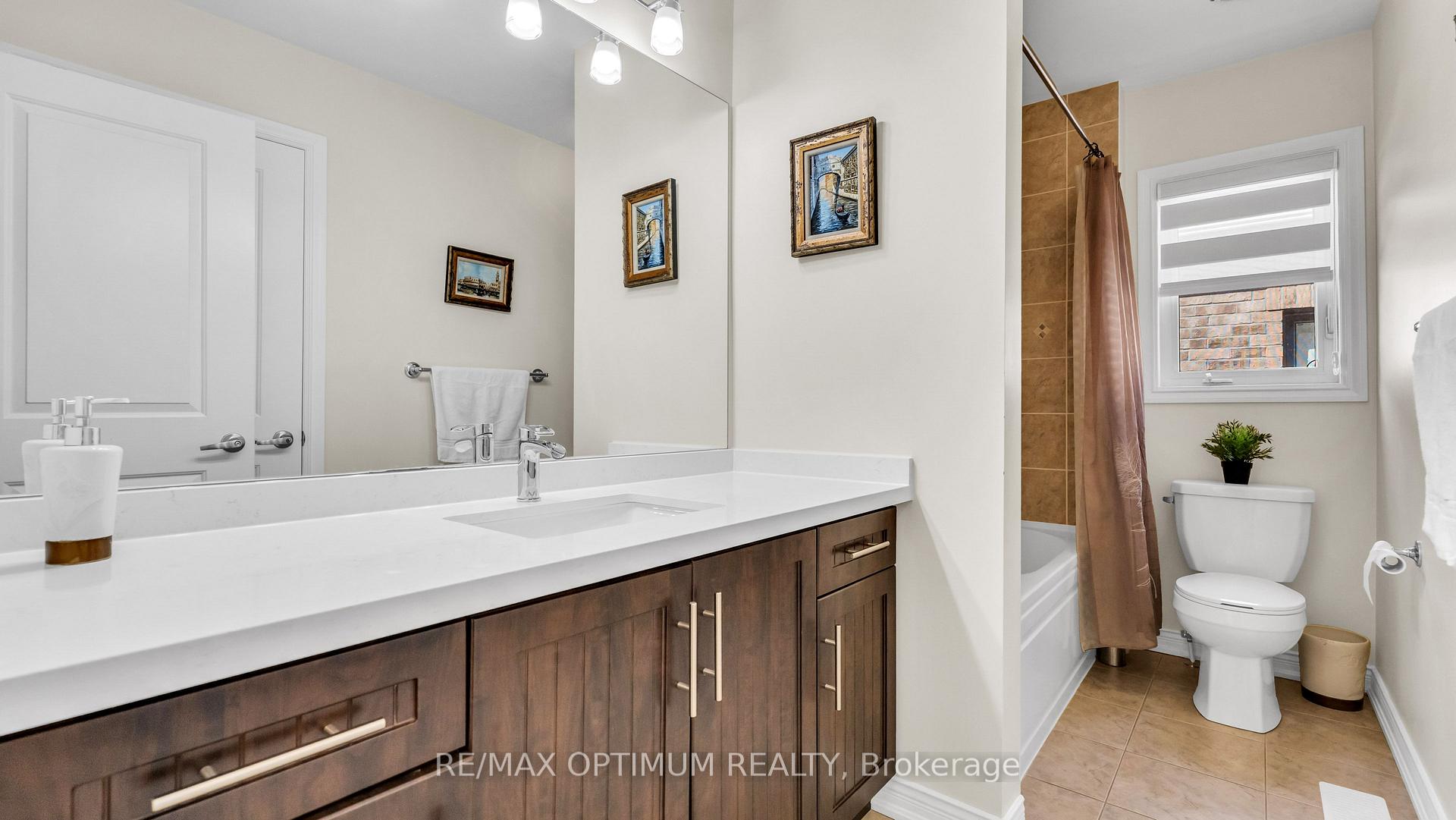 Photo 33 of 37 Island Grove, Brampton, Credit Valley — HOMEH