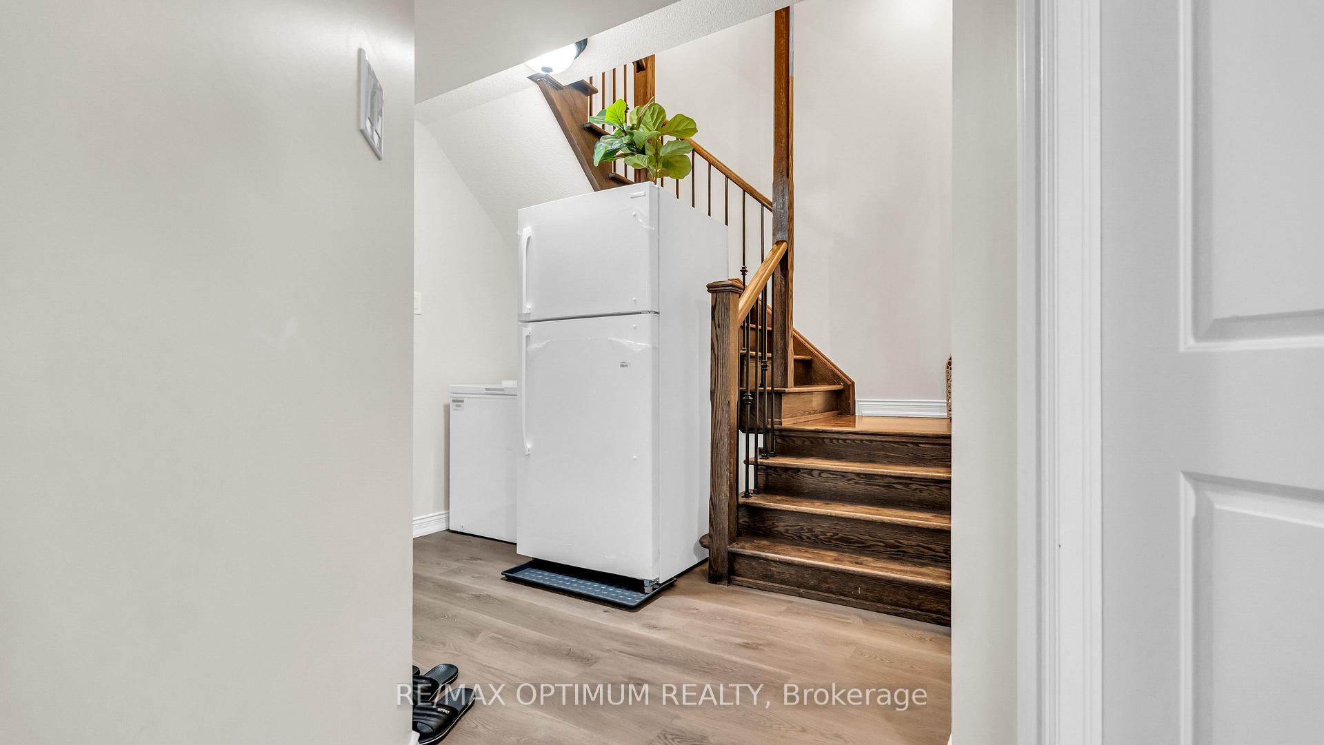 Photo 39 of 37 Island Grove, Brampton, Credit Valley — HOMEH