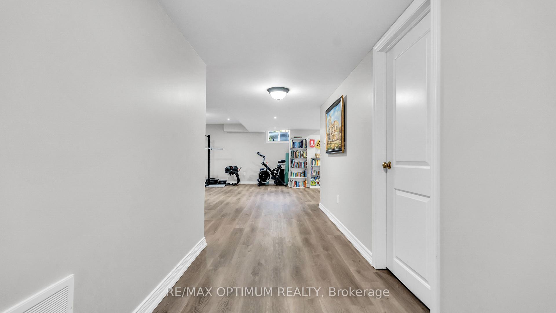 Photo 40 of 37 Island Grove, Brampton, Credit Valley — HOMEH