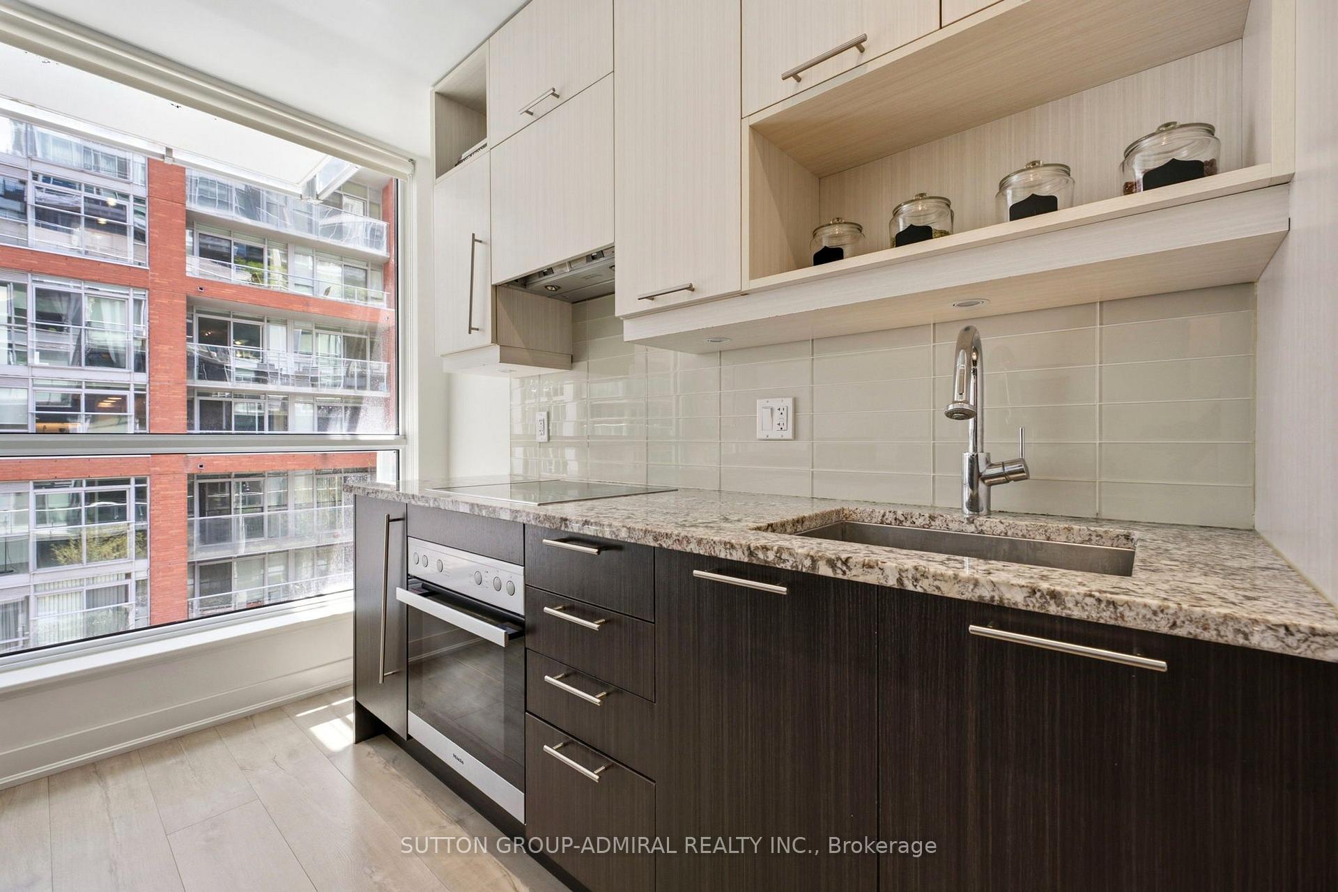 Photo 6 of Unit 312, 30 Nelson Street, Toronto, Waterfront Communities — HOMEH