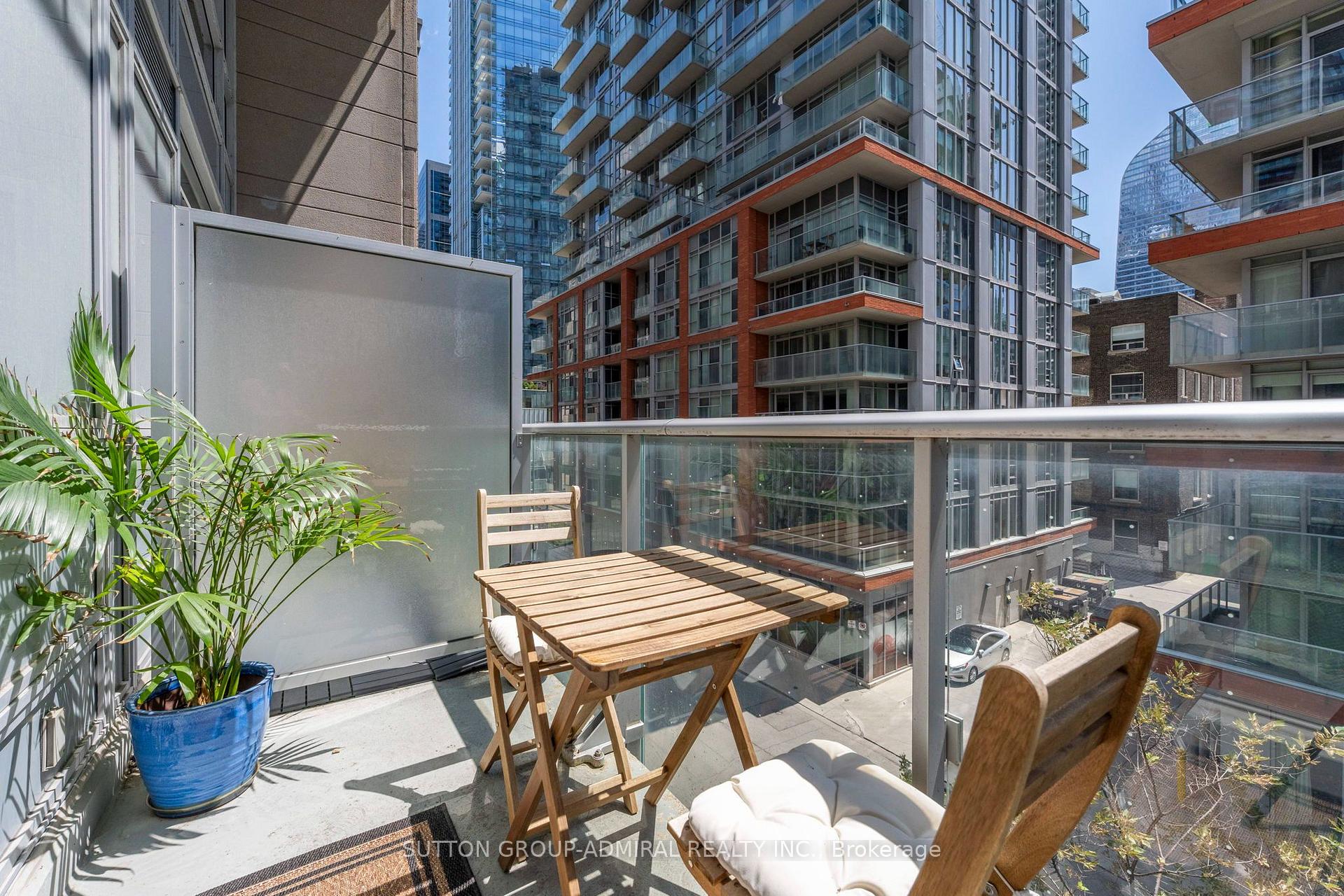 Photo 24 of Unit 312, 30 Nelson Street, Toronto, Waterfront Communities — HOMEH