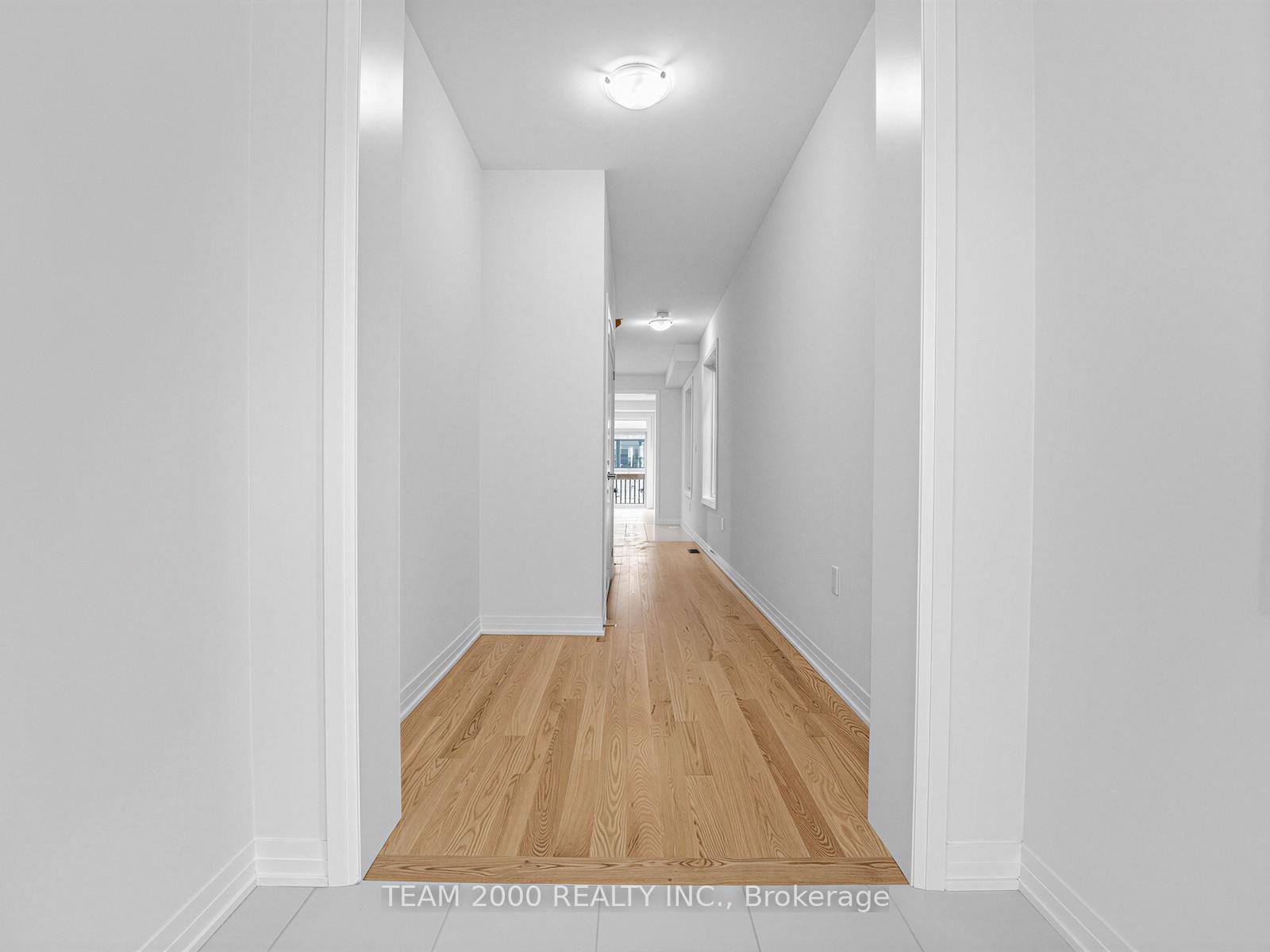 Photo 4 of 32 Mayhew Lane, Hamilton, Binbrook — HOMEH