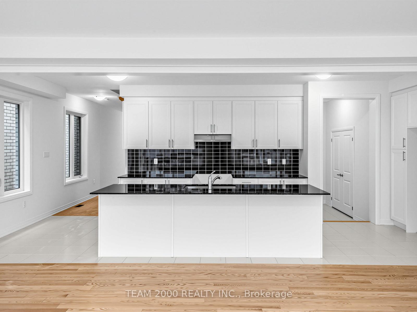 Photo 11 of 32 Mayhew Lane, Hamilton, Binbrook — HOMEH