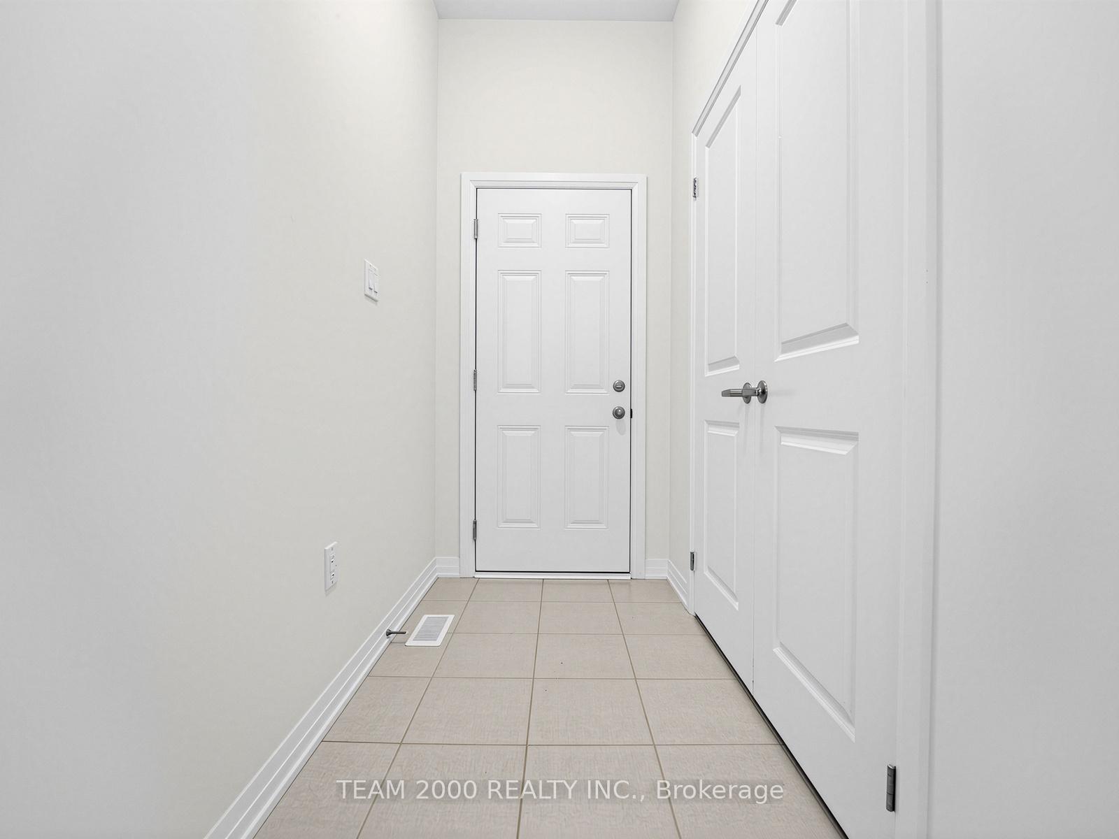 Photo 17 of 32 Mayhew Lane, Hamilton, Binbrook — HOMEH