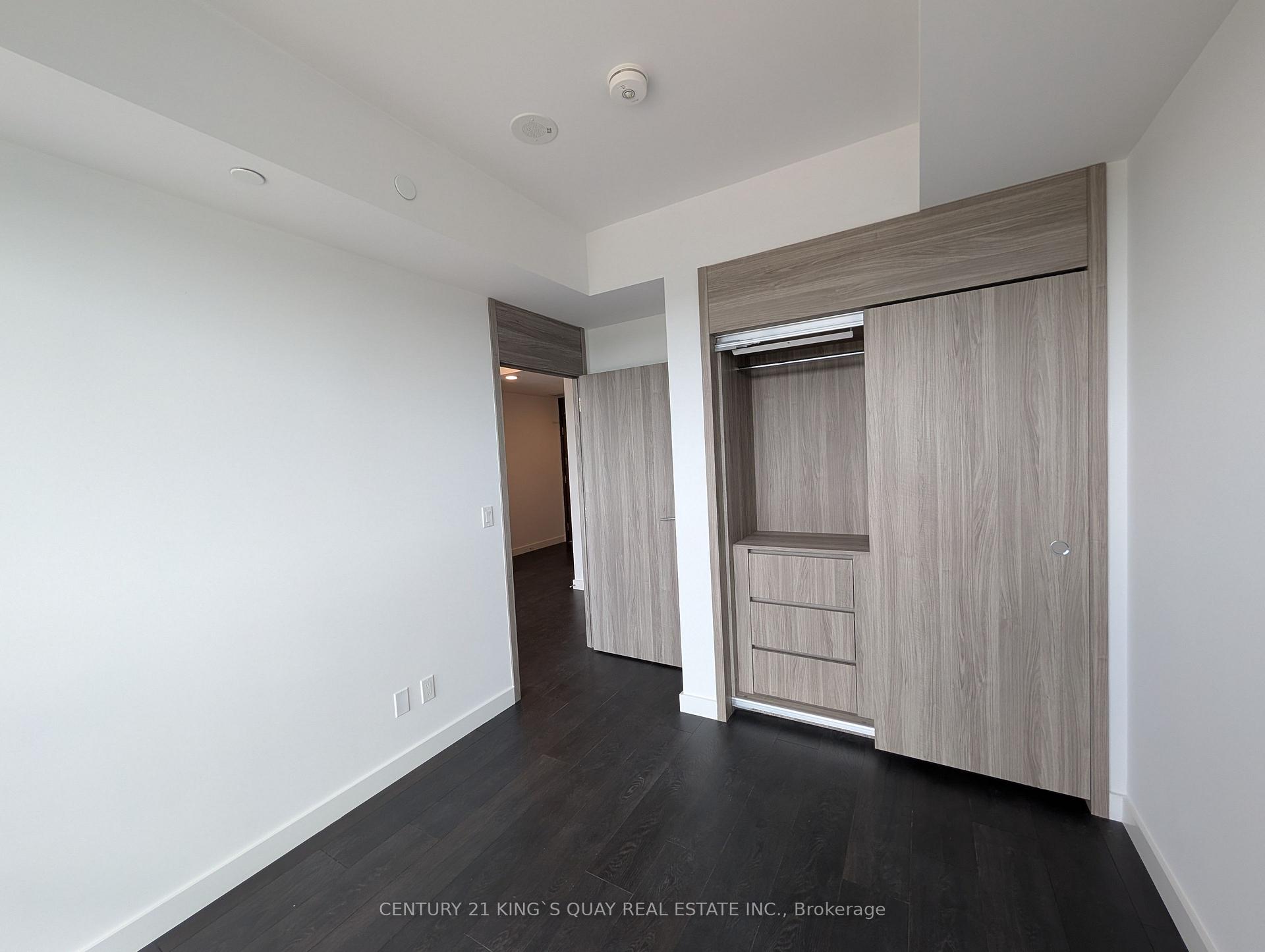 Photo 6 of Unit 1809, 68 Esther Shiner Boulevard, North York, Bayview Village — HOMEH