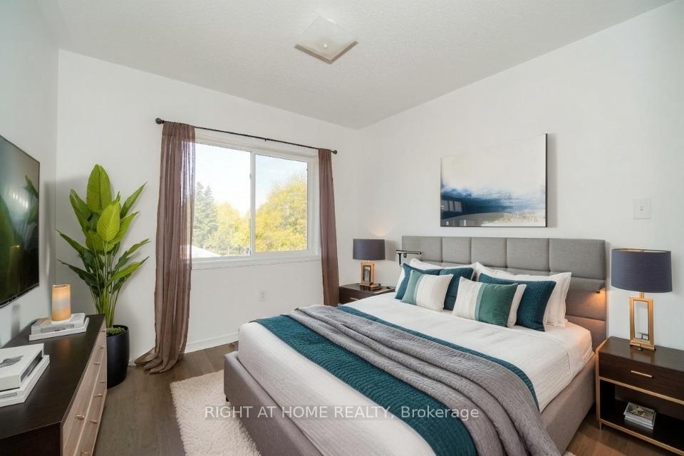 Photo 6 of 48 Curran Hall Crescent, Scarborough, Morningside — HOMEH