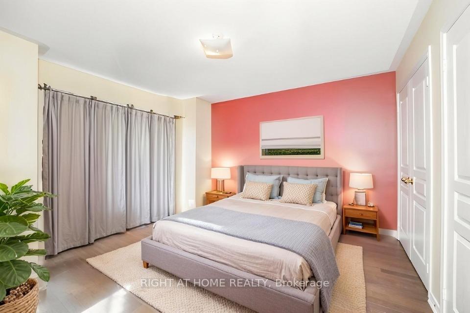Photo 7 of 48 Curran Hall Crescent, Scarborough, Morningside — HOMEH