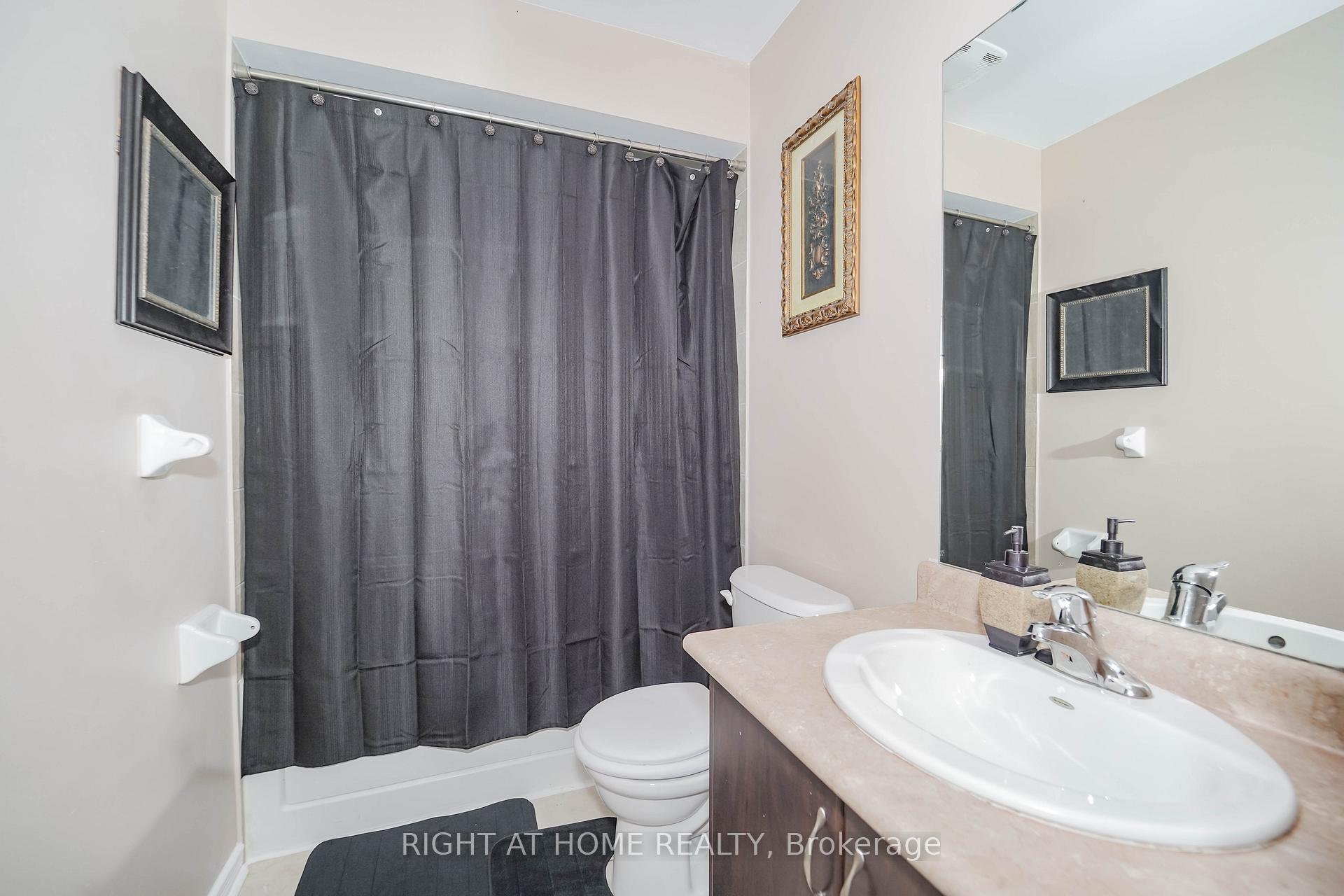 Photo 10 of 48 Curran Hall Crescent, Scarborough, Morningside — HOMEH