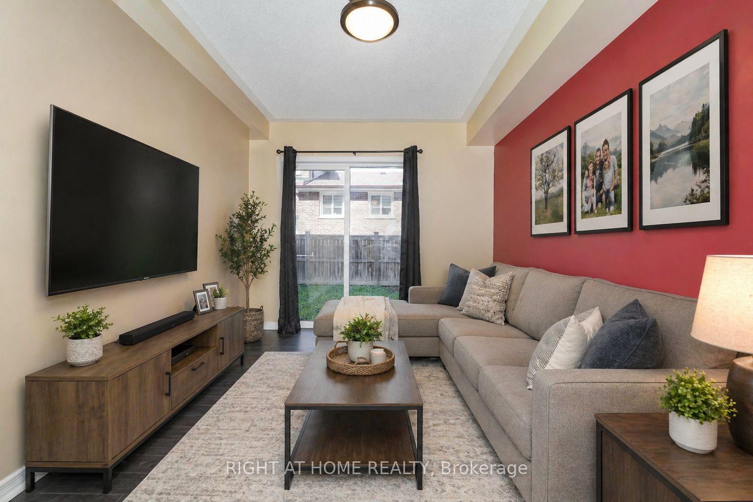 Photo 11 of 48 Curran Hall Crescent, Scarborough, Morningside — HOMEH