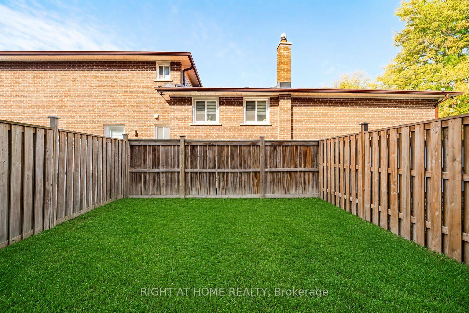 Photo 16 of 48 Curran Hall Crescent, Scarborough, Morningside — HOMEH