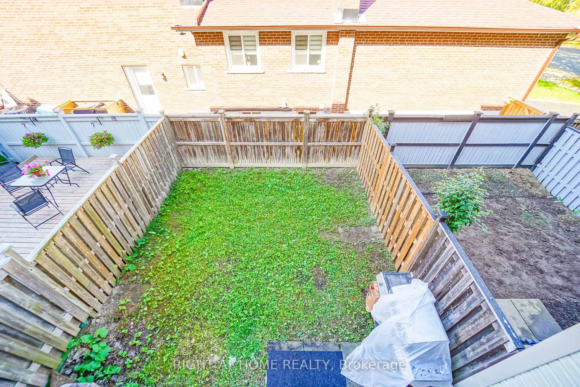 Photo 18 of 48 Curran Hall Crescent, Scarborough, Morningside — HOMEH