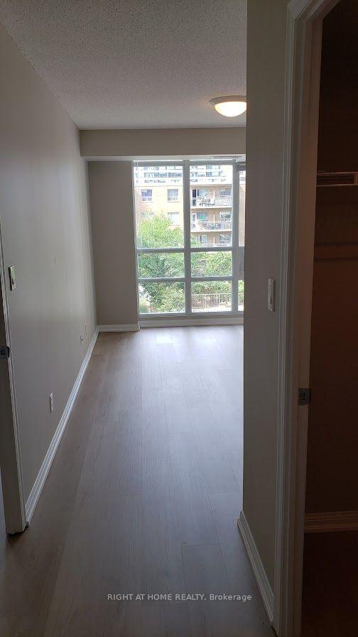 Photo 14 of Unit 327, 900 Mount Pleasant Road, Toronto, Mount Pleasant West — HOMEH
