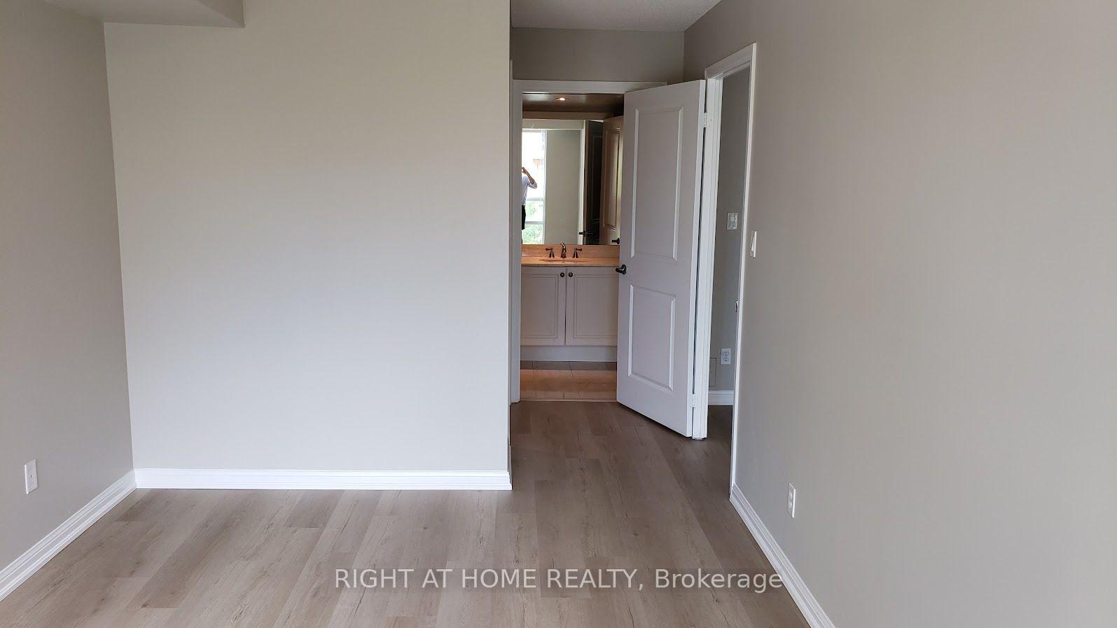 Photo 17 of Unit 327, 900 Mount Pleasant Road, Toronto, Mount Pleasant West — HOMEH