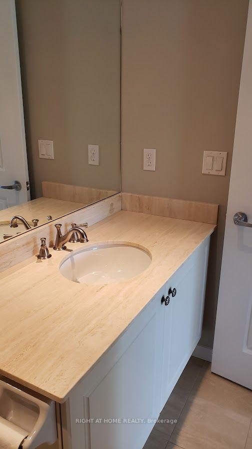 Photo 18 of Unit 327, 900 Mount Pleasant Road, Toronto, Mount Pleasant West — HOMEH