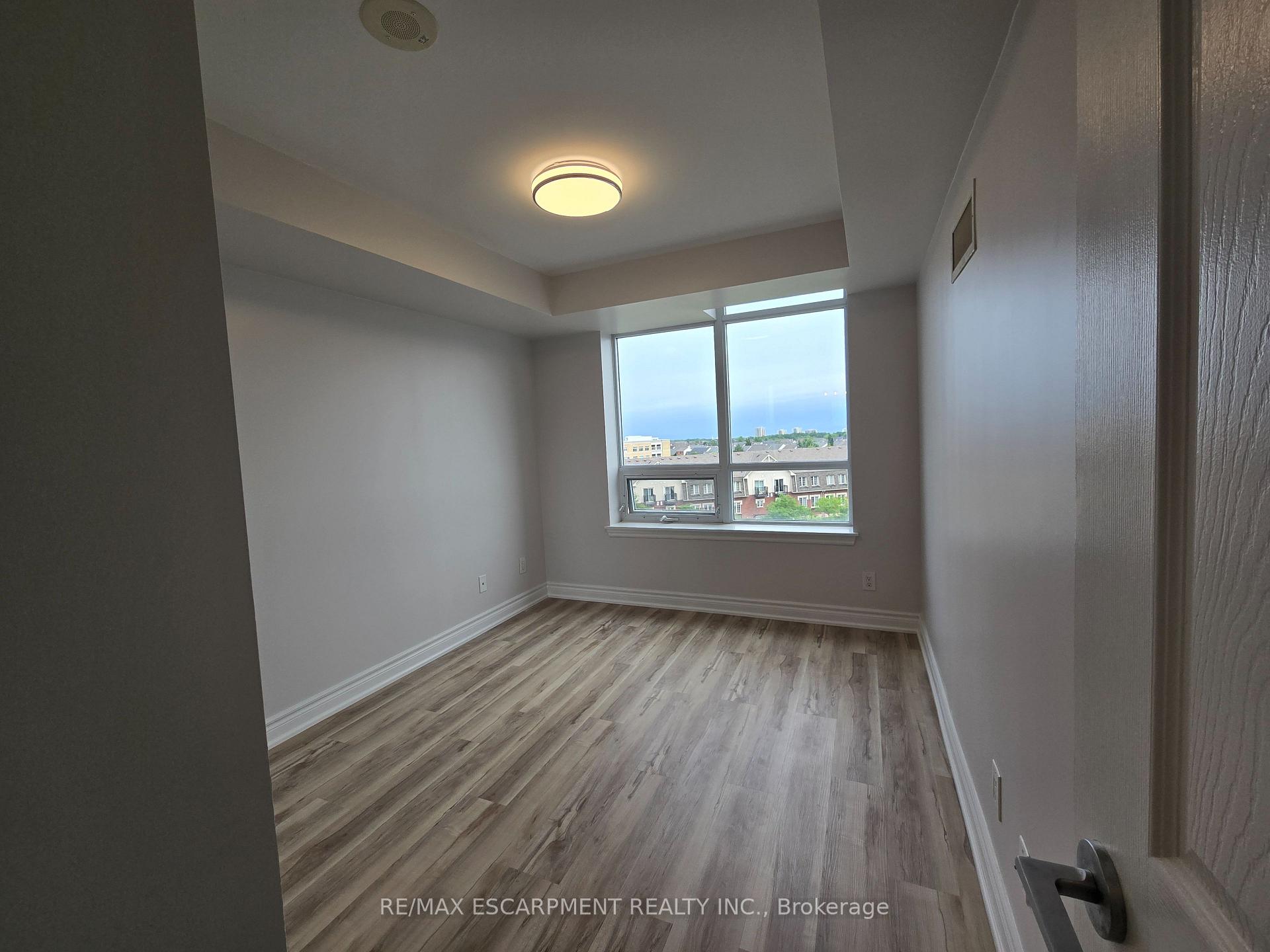 Photo 11 of Unit 612, 2391 Central Park Drive, Oakville, River Oaks — HOMEH