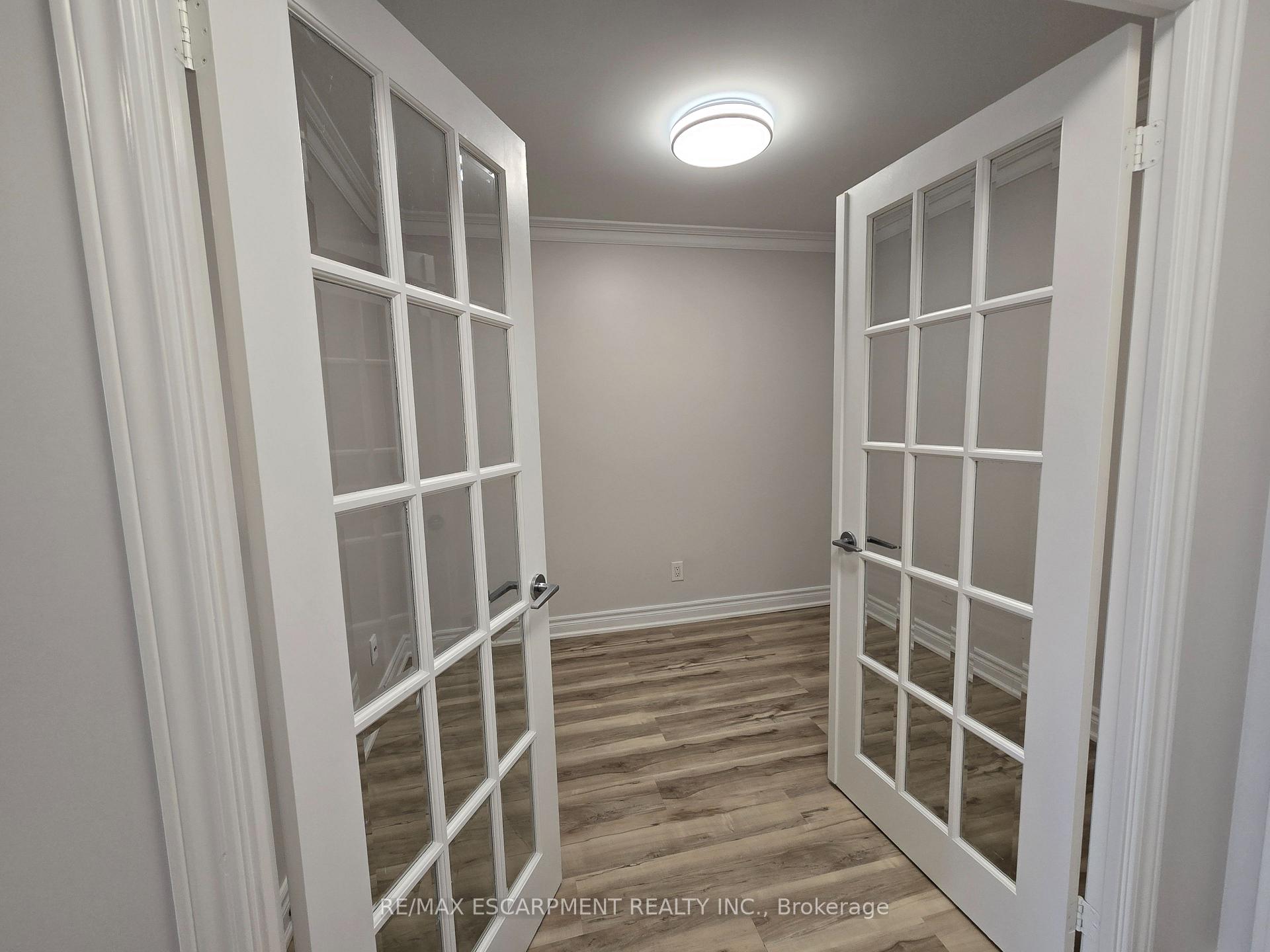Photo 13 of Unit 612, 2391 Central Park Drive, Oakville, River Oaks — HOMEH