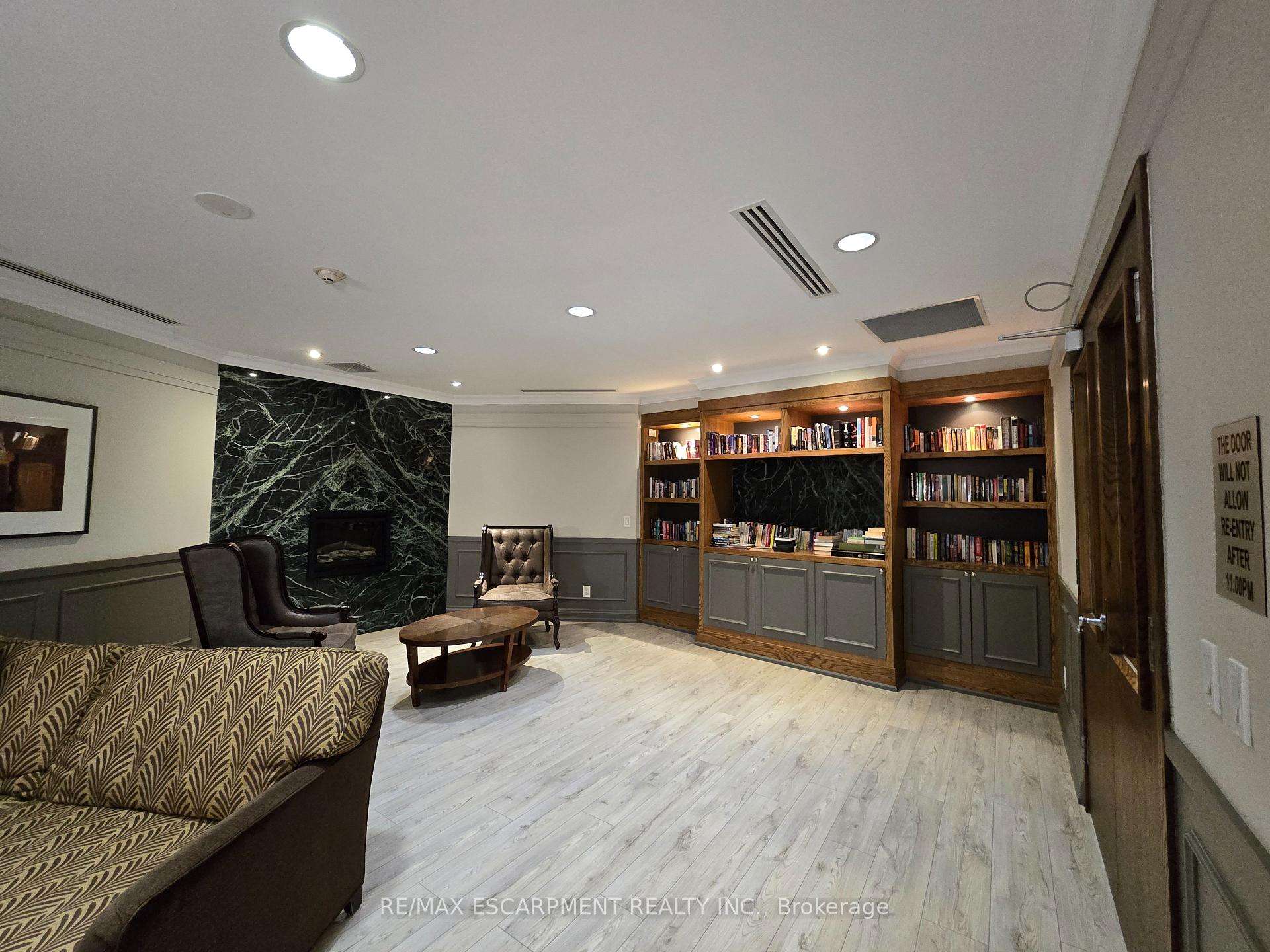 Photo 19 of Unit 612, 2391 Central Park Drive, Oakville, River Oaks — HOMEH