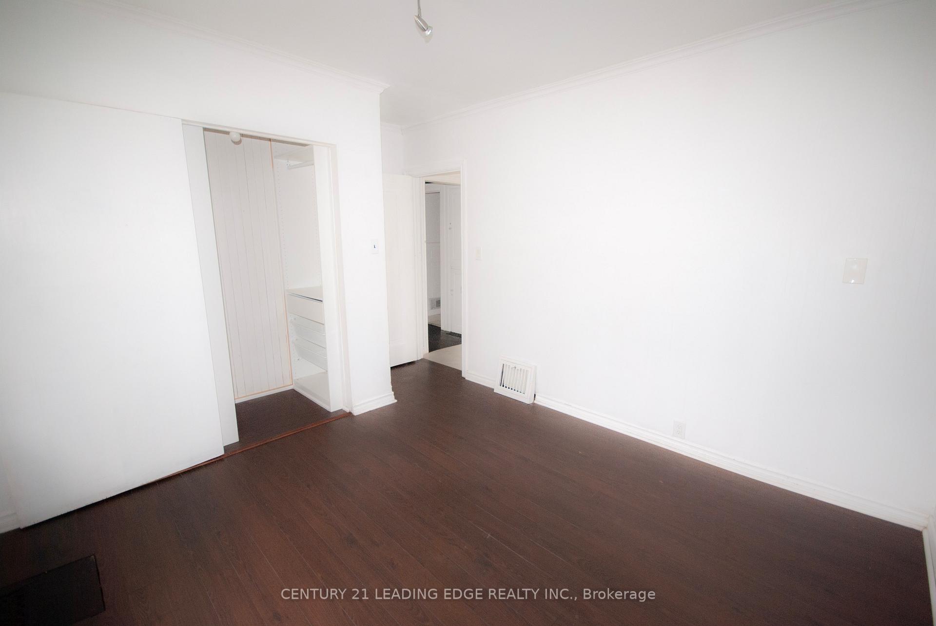 Photo 7 of 208 Oshawa Boulevard N, Oshawa, O'Neill — HOMEH