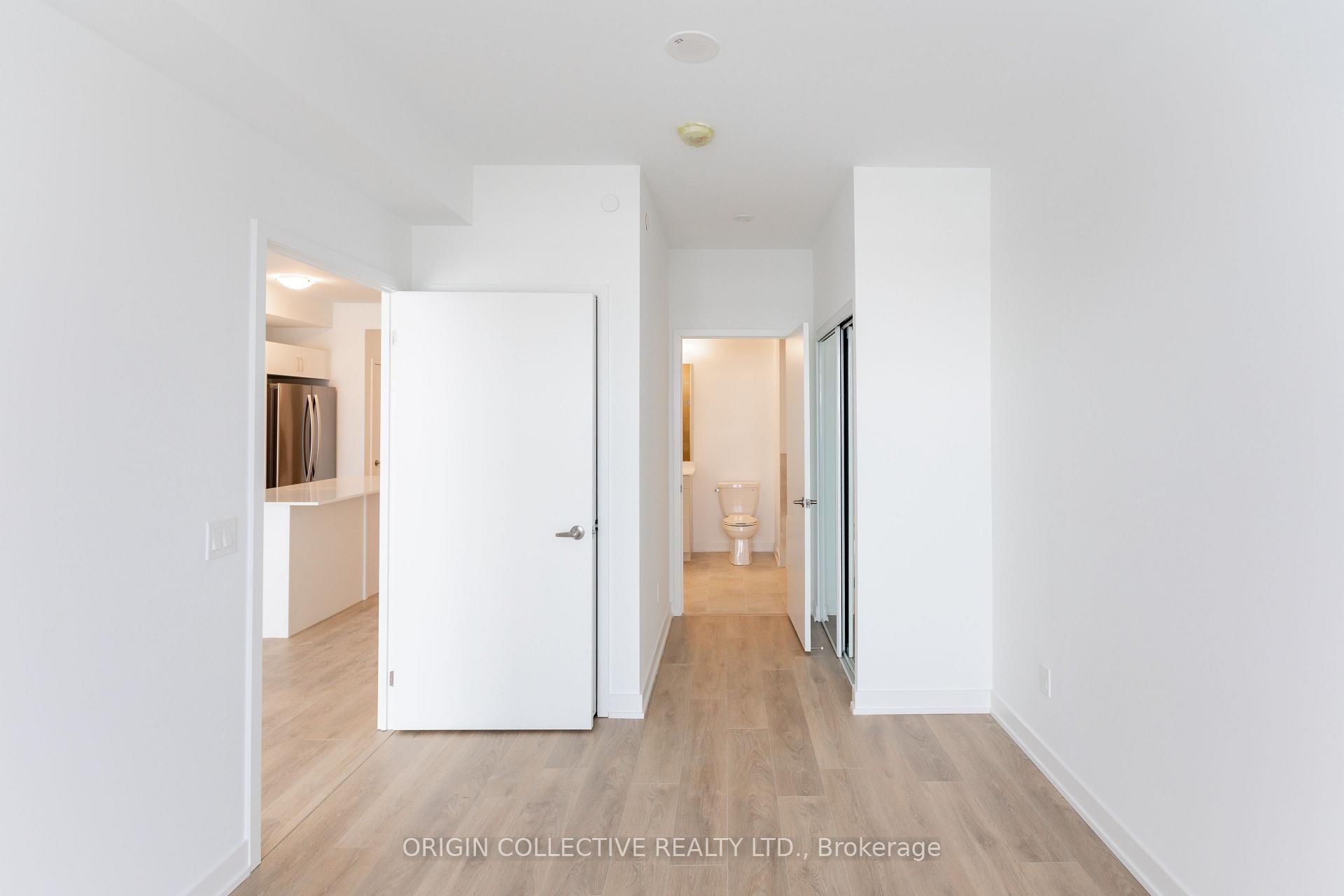 Photo 12 of Unit 605, 1035 Southdown Road, Mississauga, Clarkson — HOMEH