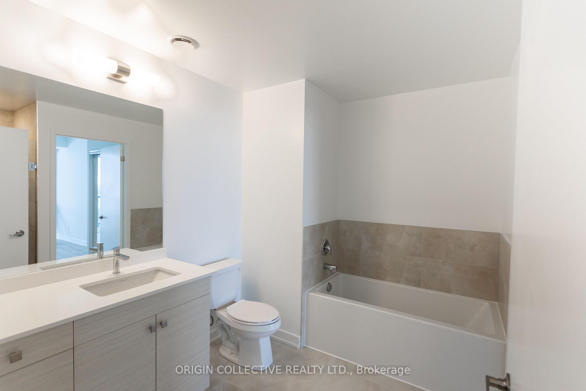 Photo 14 of Unit 605, 1035 Southdown Road, Mississauga, Clarkson — HOMEH