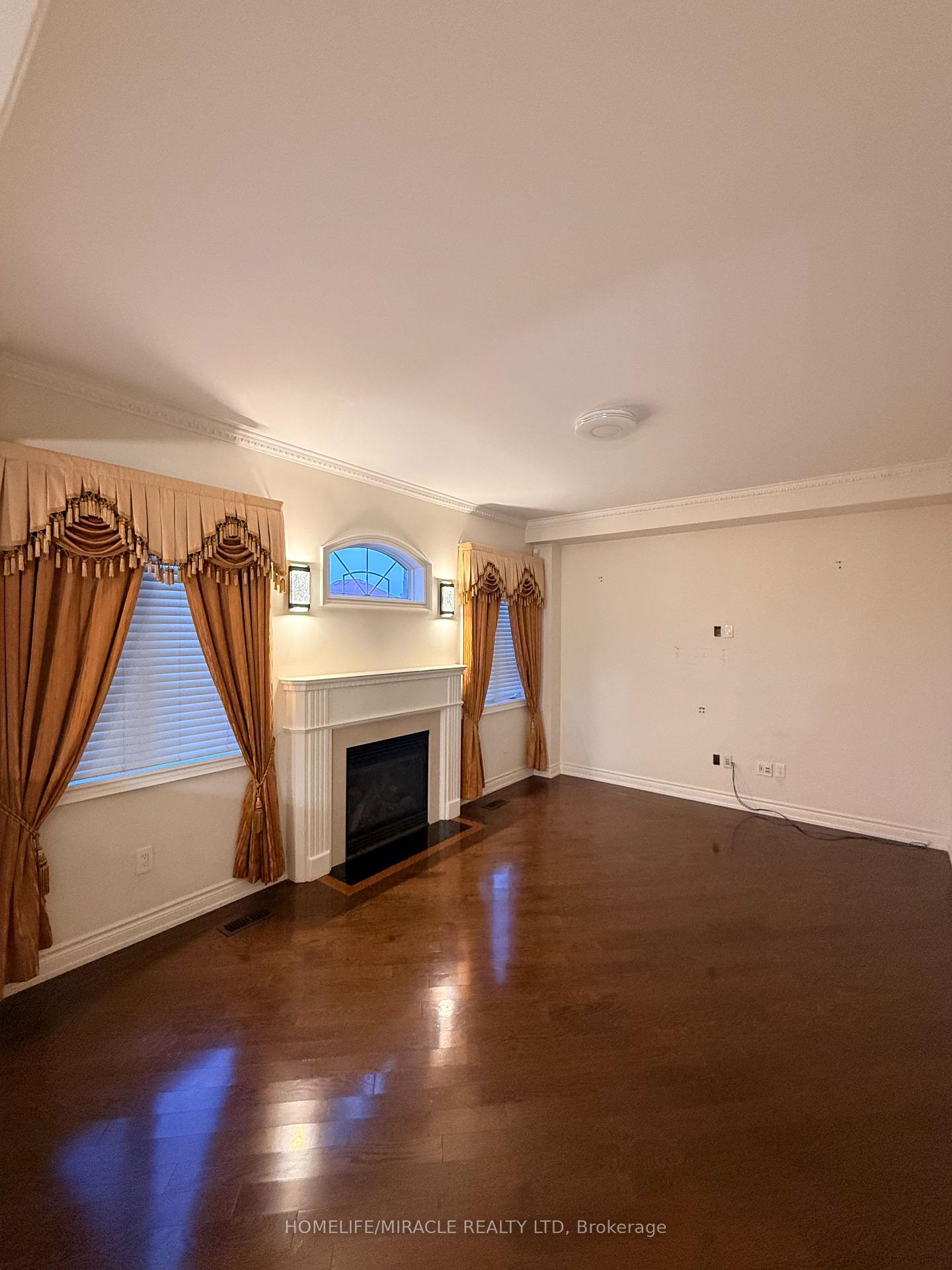 Photo 11 of 149 Riverwalk Drive, Markham, Box Grove — HOMEH