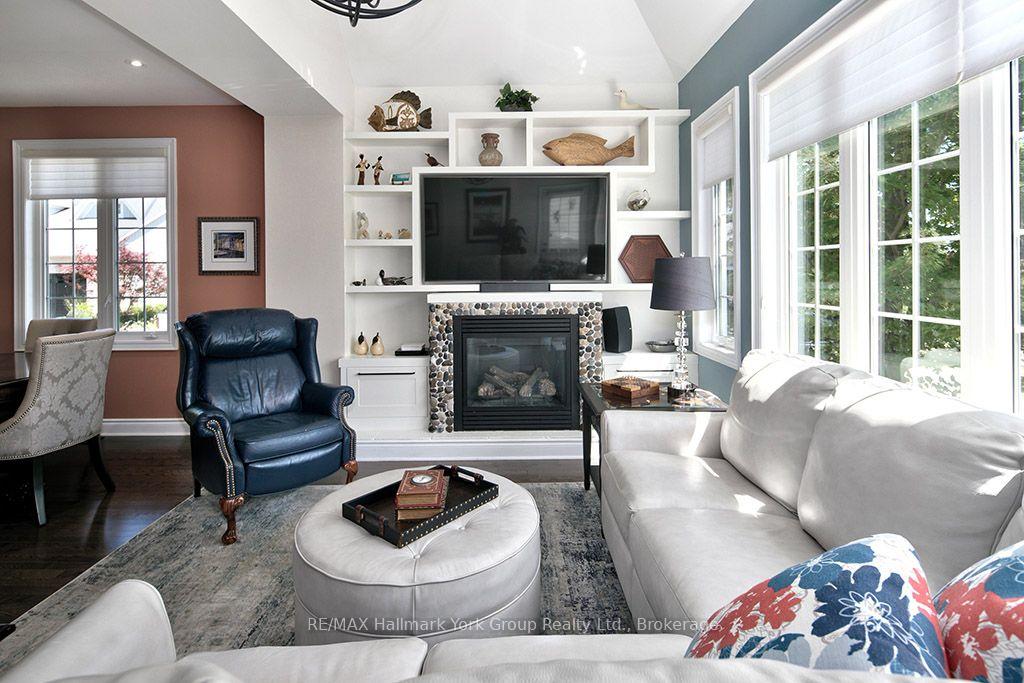 Photo 17 of 46 Starboard Circle, Wasaga Beach — HOMEH