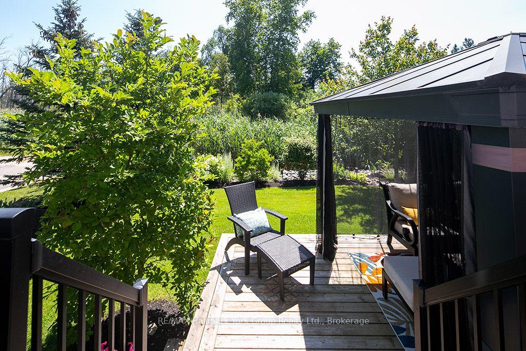 Photo 20 of 46 Starboard Circle, Wasaga Beach — HOMEH
