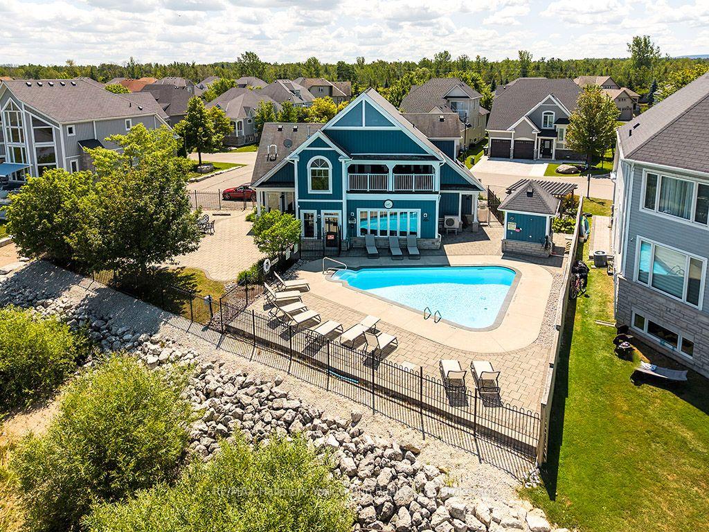 Photo 31 of 46 Starboard Circle, Wasaga Beach — HOMEH