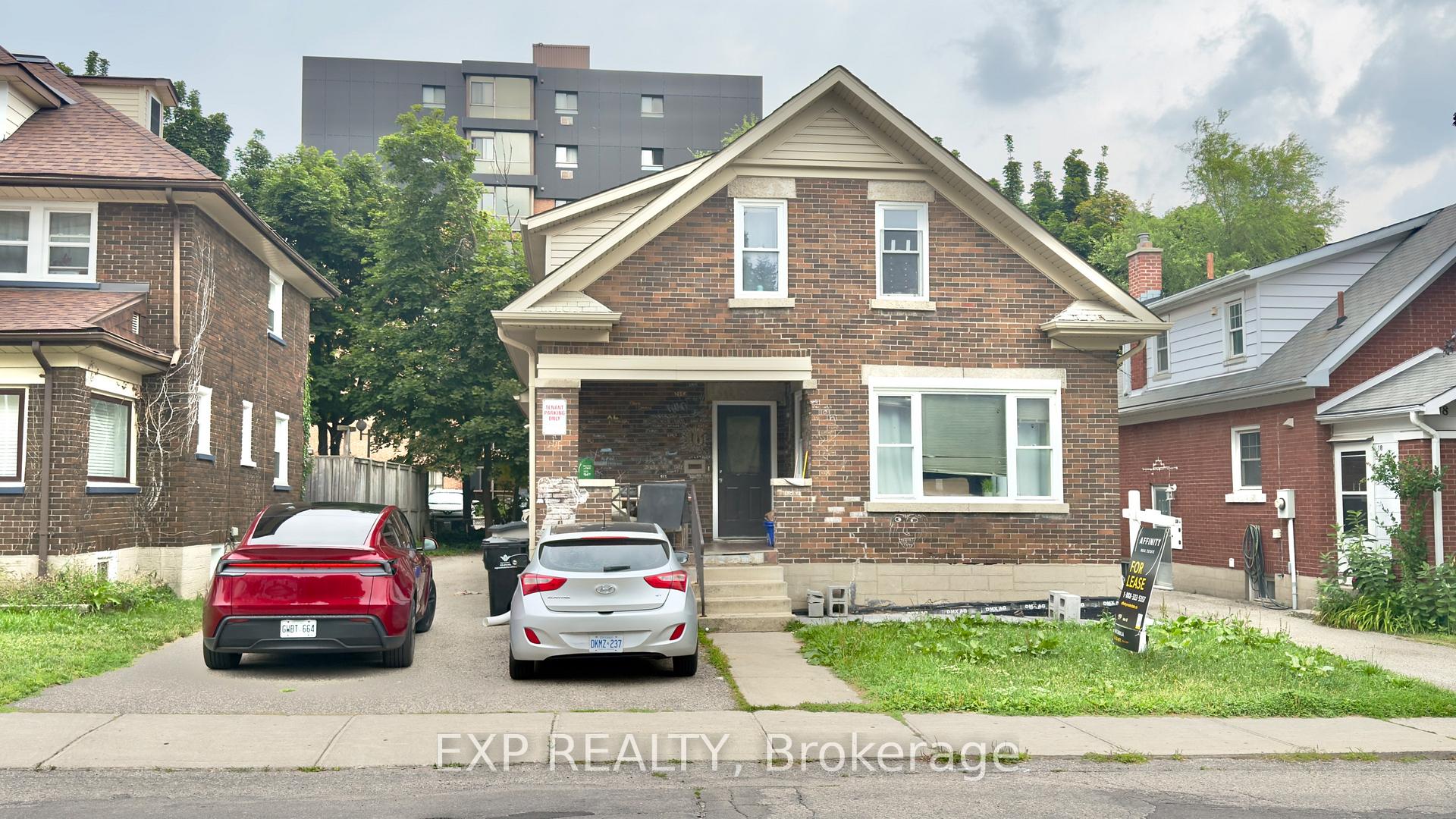 Photo 2 of 16 Marshall Street, Waterloo, Beechwood/University — HOMEH