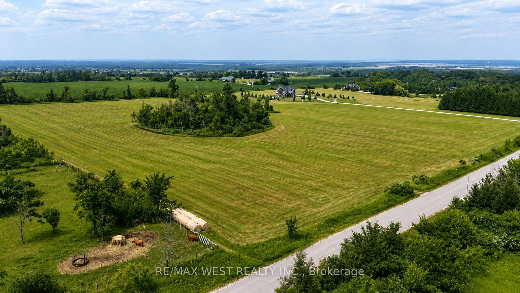 Photo 6 of 22 Sydenham Trail W, Clearview, Rural Clearview — HOMEH