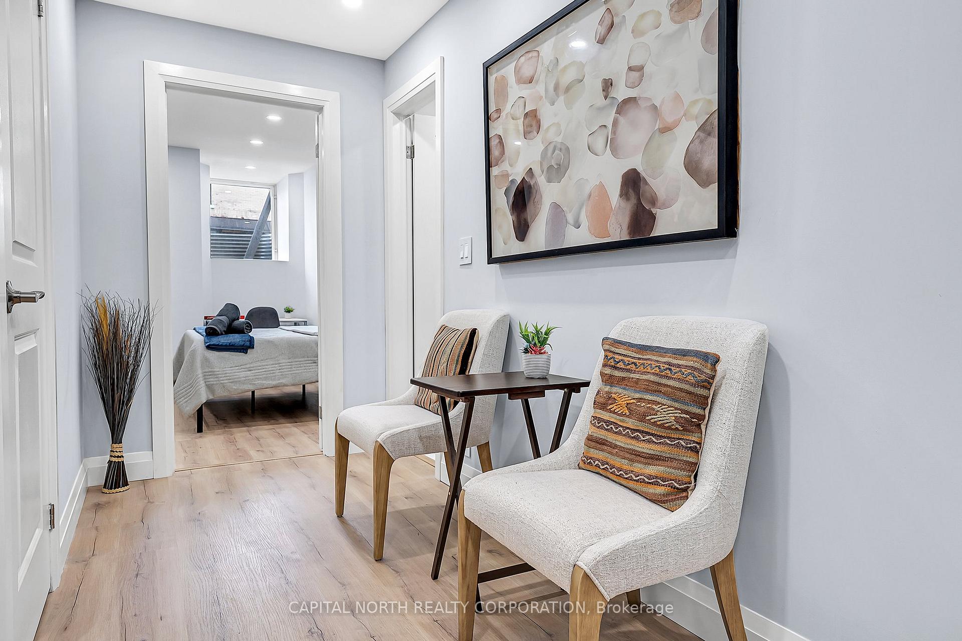 Photo 11 of Unit 3, 556 King Street E, Hamilton, Landsdale — HOMEH