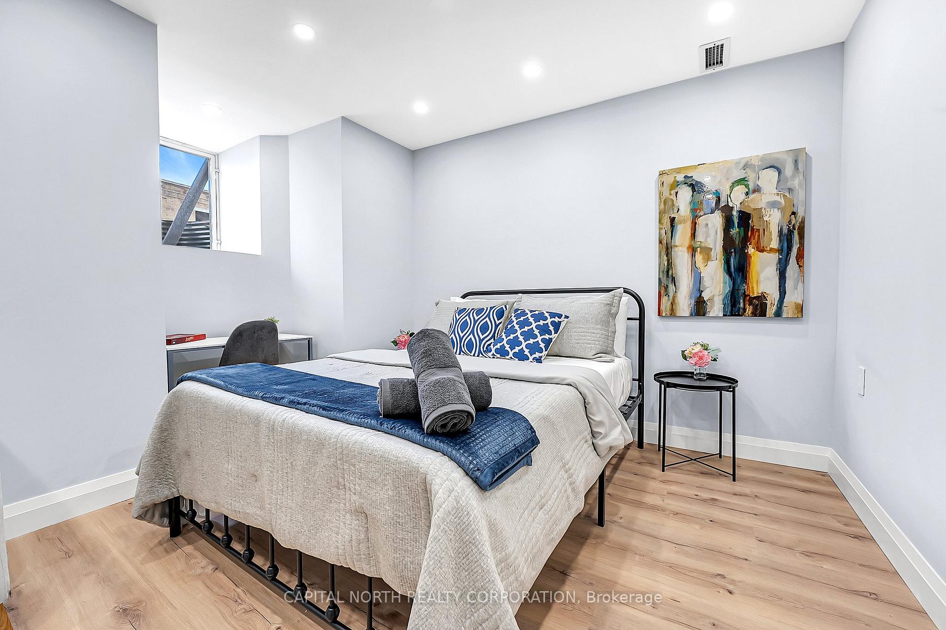 Photo 14 of Unit 3, 556 King Street E, Hamilton, Landsdale — HOMEH