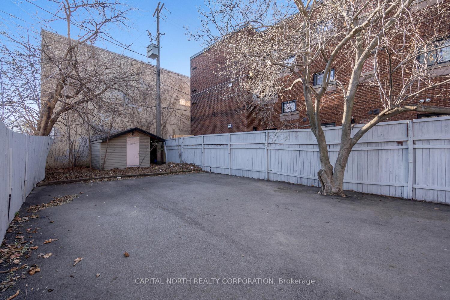 Photo 22 of Unit 3, 556 King Street E, Hamilton, Landsdale — HOMEH