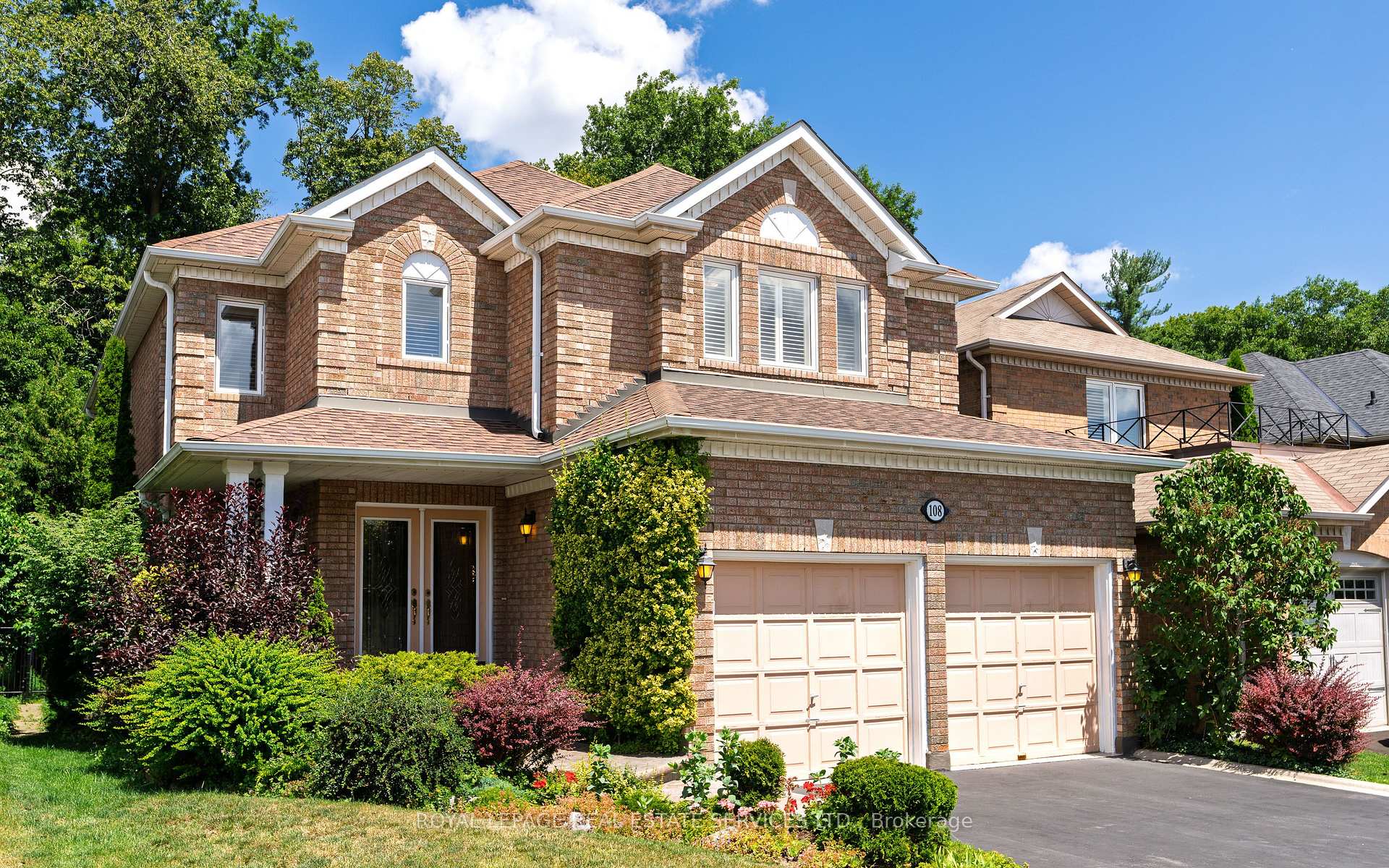 Front of 108 Sweet Water Crescent