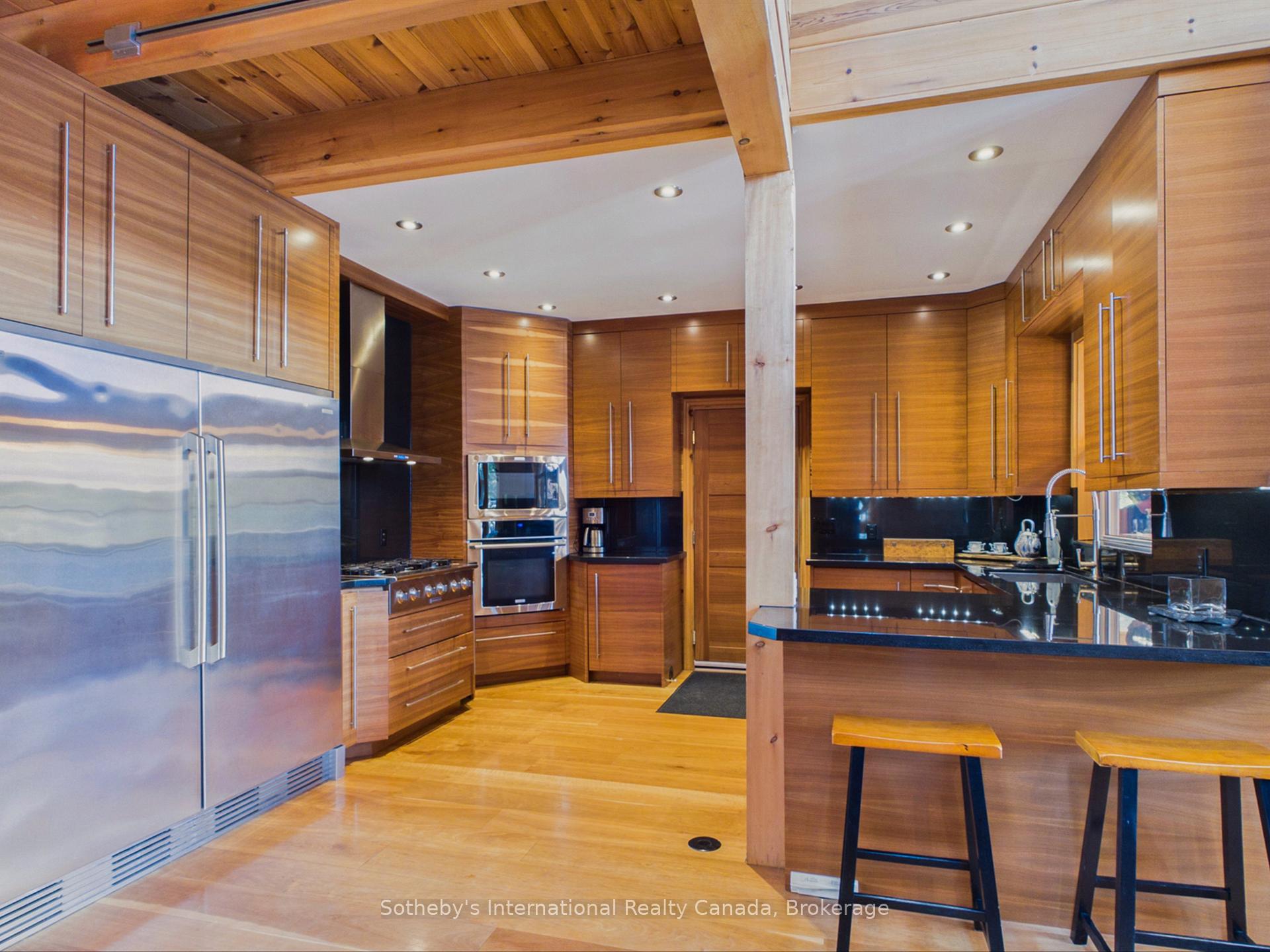 Photo 13 of 2889 Ahmic Lake Road, Magnetawan — HOMEH