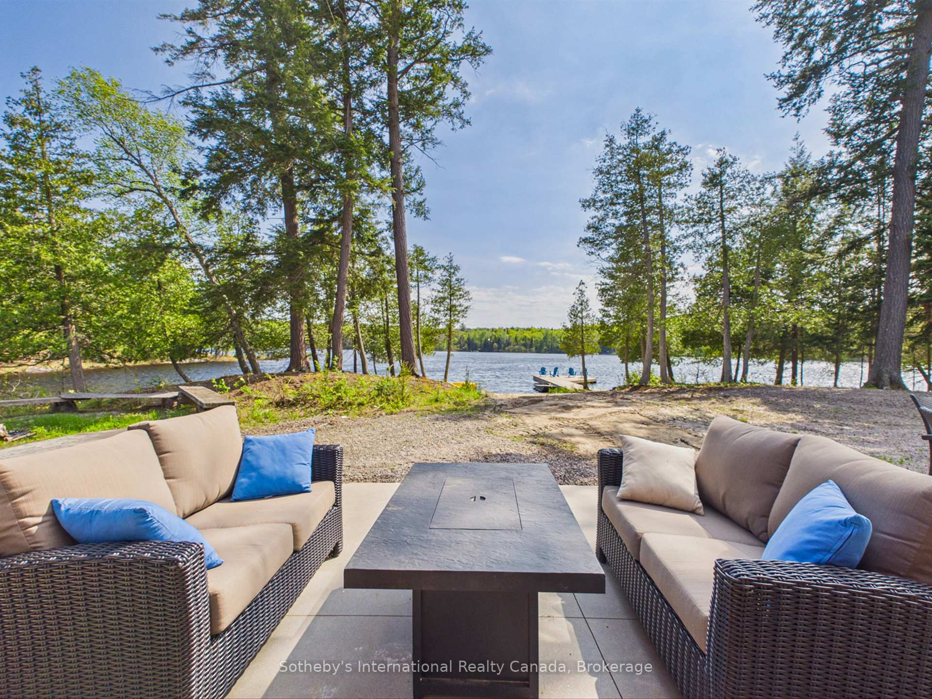 Photo 43 of 2889 Ahmic Lake Road, Magnetawan — HOMEH