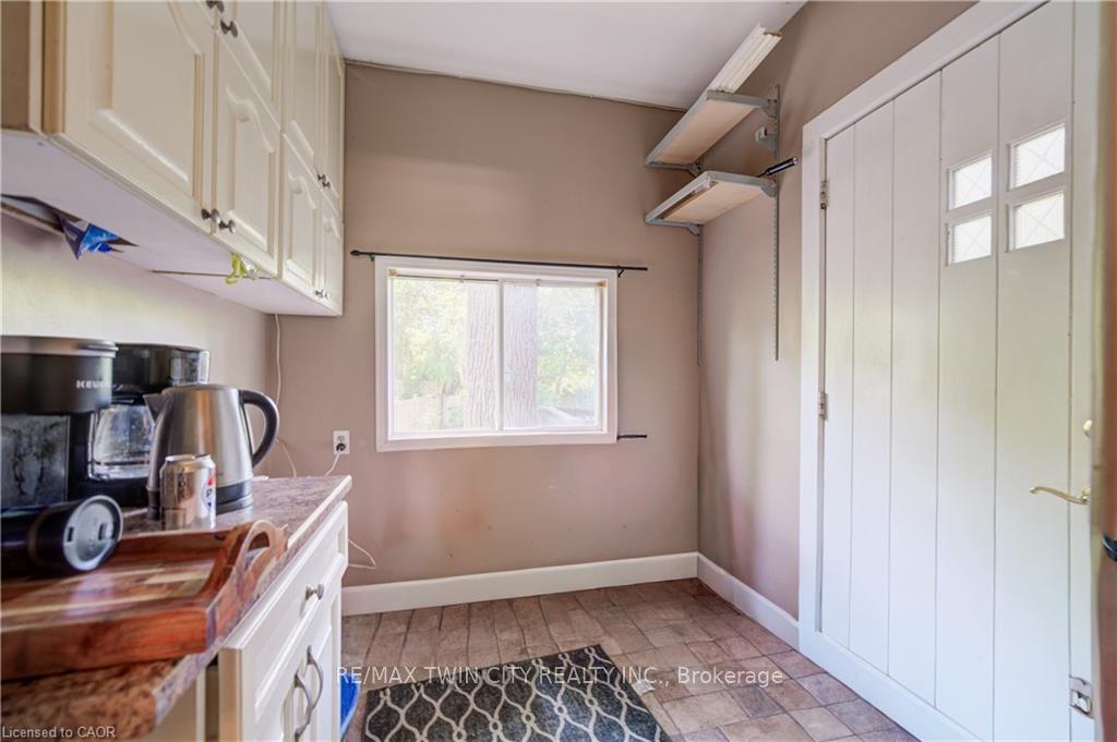 Photo 14 of 59 West Avenue, Kitchener, Cherry Hill — HOMEH