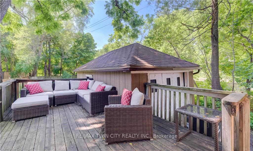 Photo 25 of 59 West Avenue, Kitchener, Cherry Hill — HOMEH