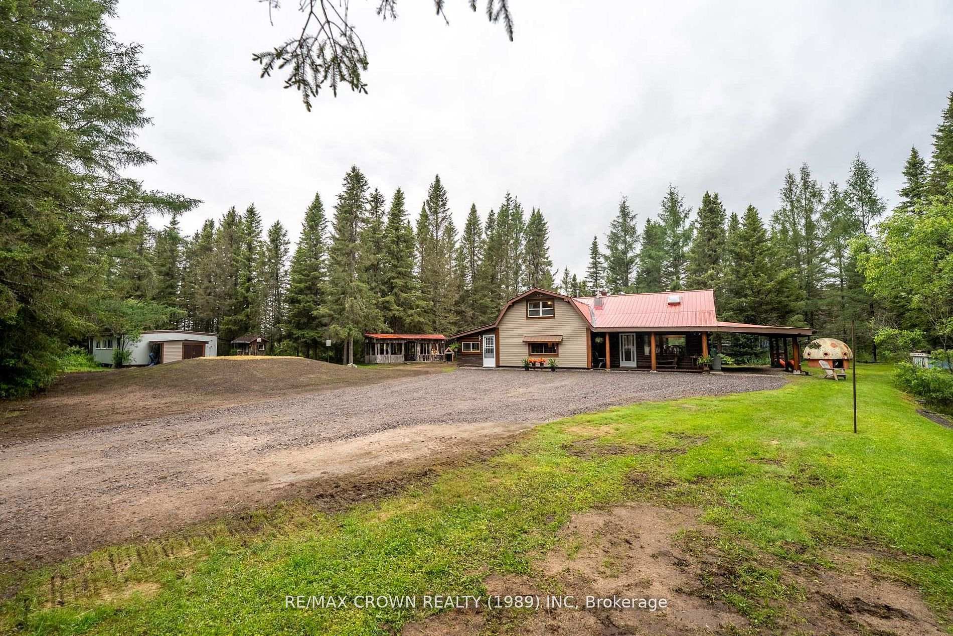 Photo 37 of 734 Highway 522, Powassan — HOMEH