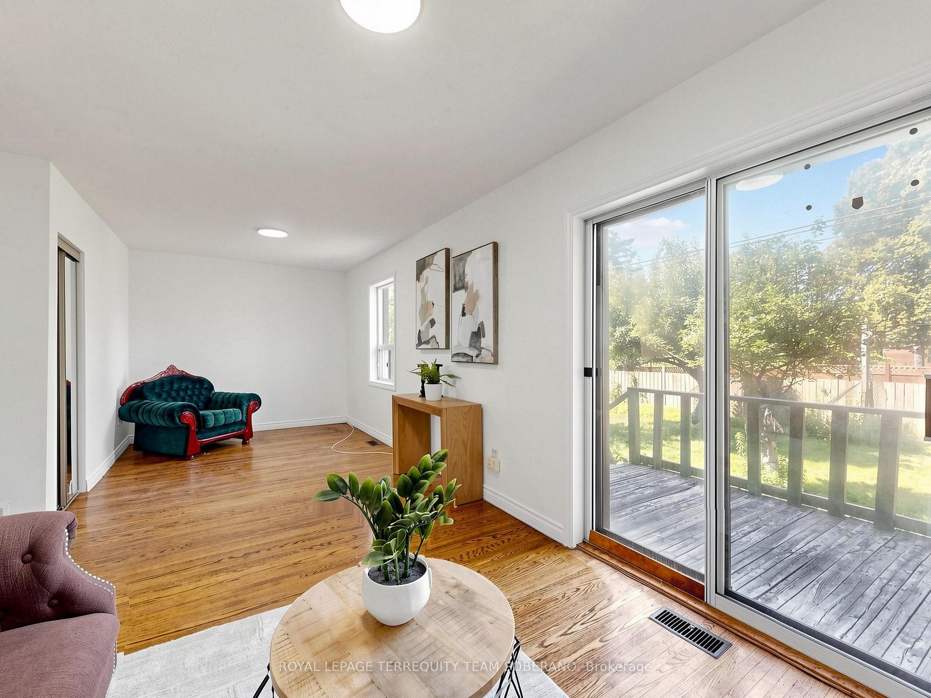 Photo 15 of 36 Lyon Heights Road, Scarborough, Bendale — HOMEH