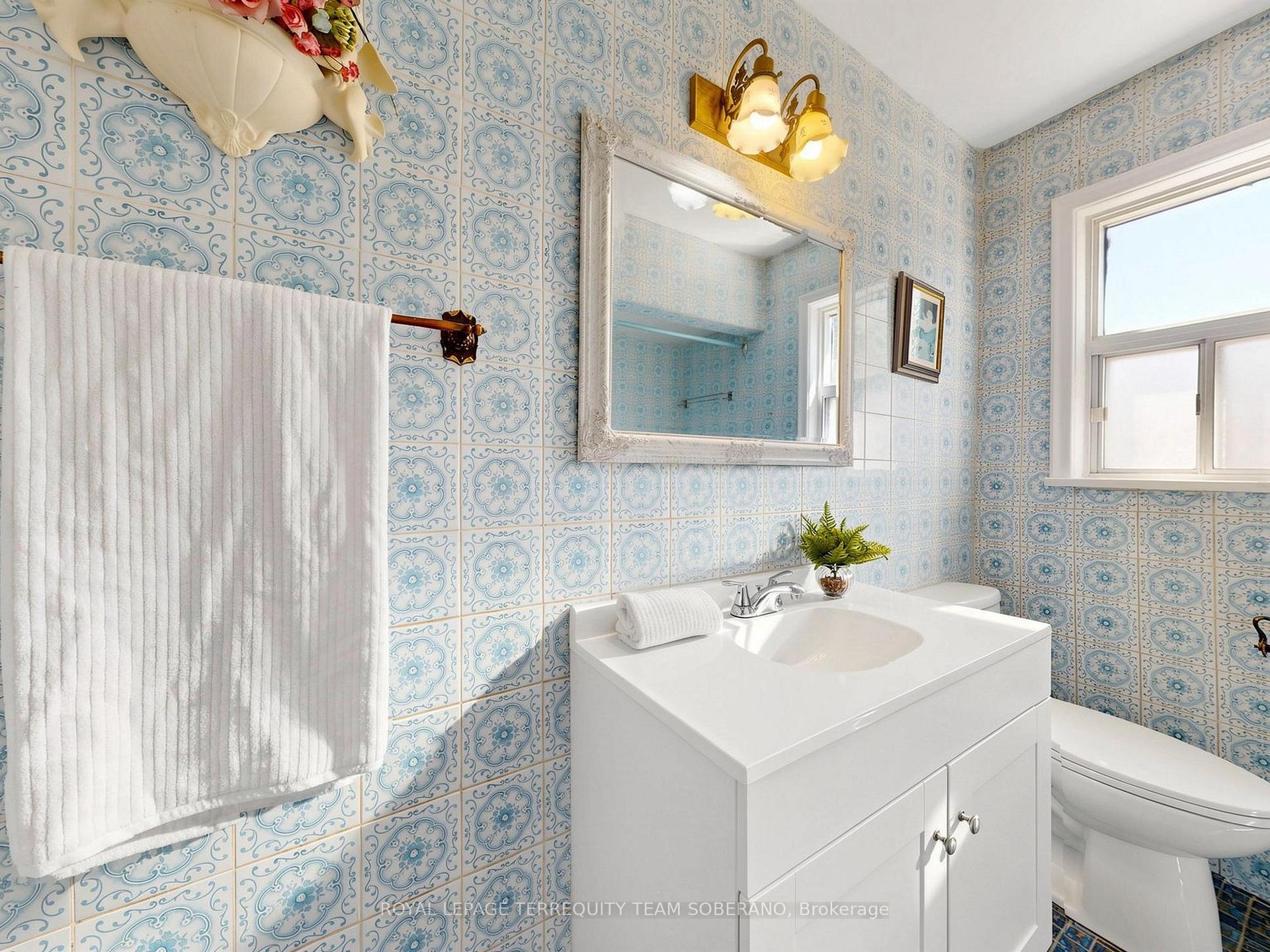 Photo 19 of 36 Lyon Heights Road, Scarborough, Bendale — HOMEH