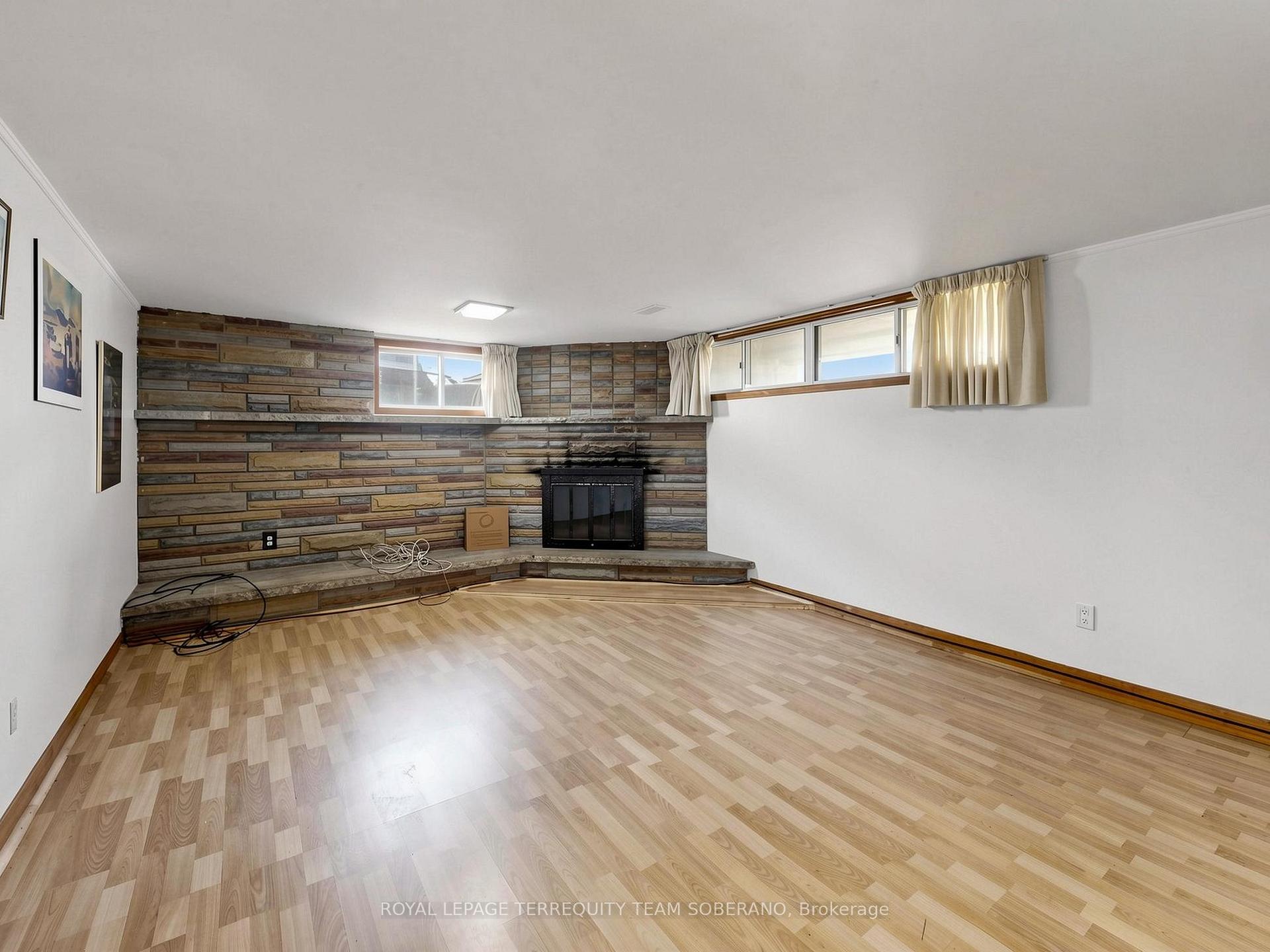 Photo 34 of 36 Lyon Heights Road, Scarborough, Bendale — HOMEH